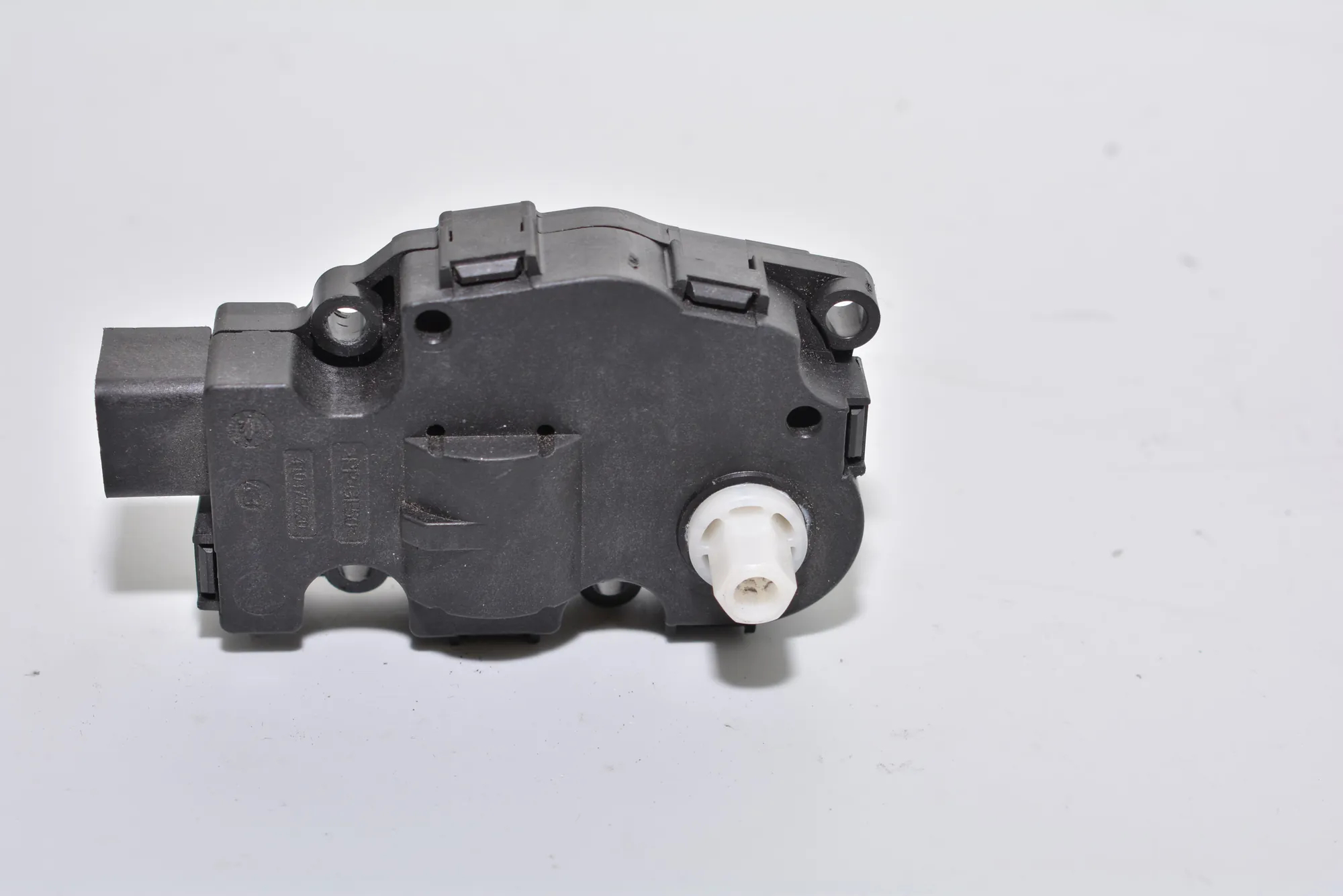 Other Control Units – OEM 9749006 · BMW 5 (F10) BMW 5 (F10) 2012 – 2