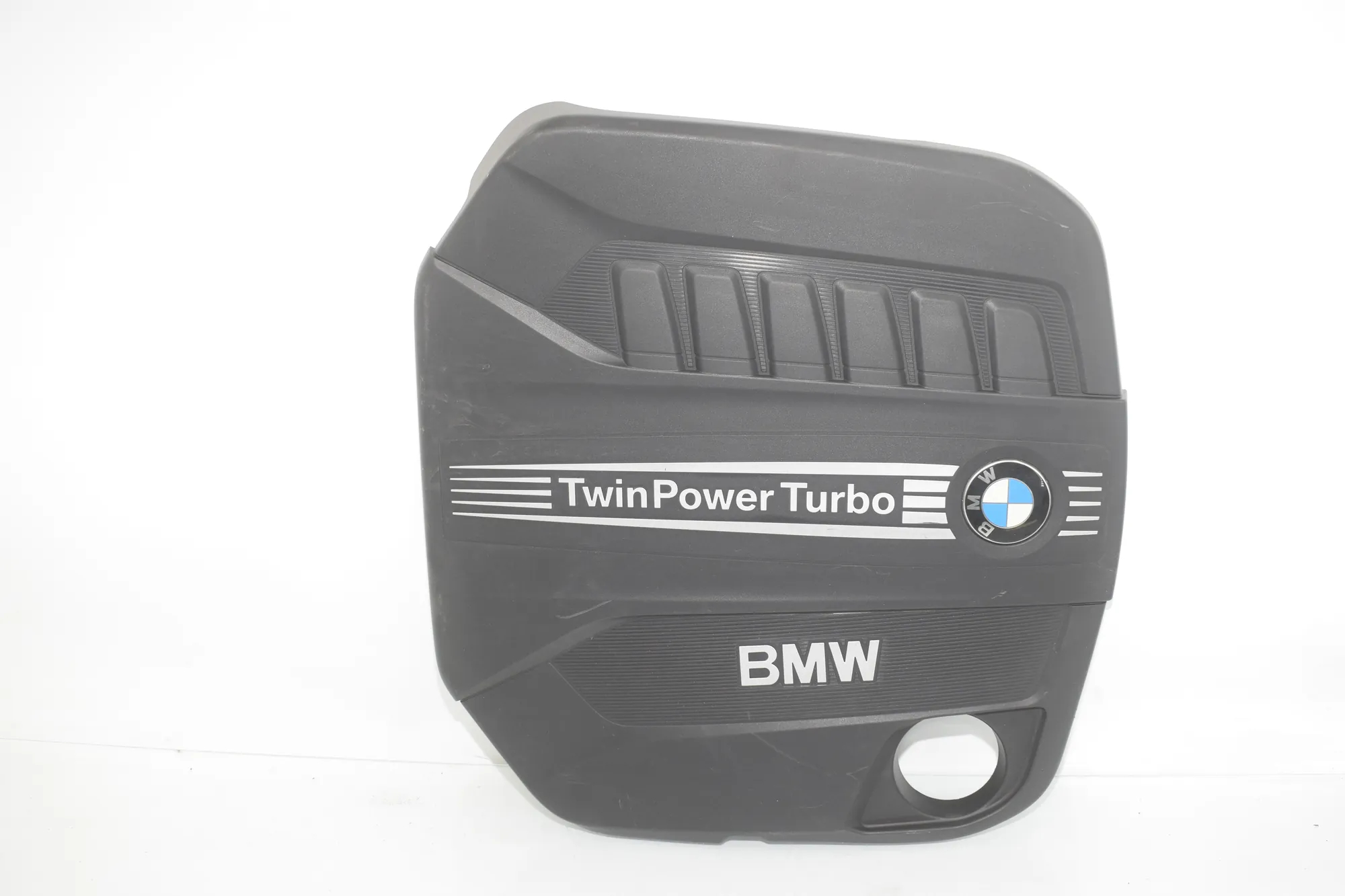 Engine Cover – OEM 8513452 · BMW 5 (F10) 530 d 2014 – 3