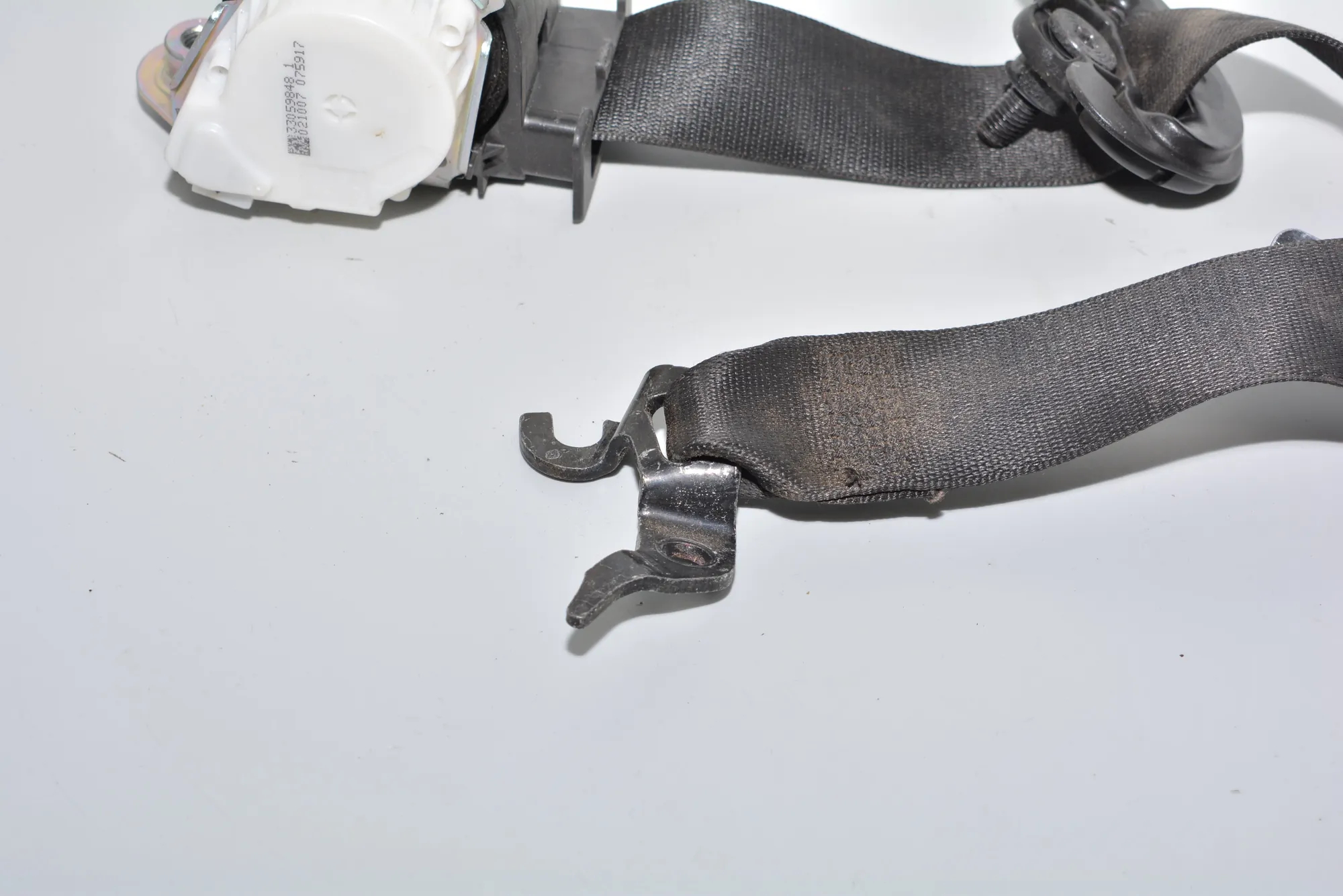 Front Left Seatbelt – OEM 9117219 · BMW 1 (E87) BMW 1 (E87) 2007 – 2