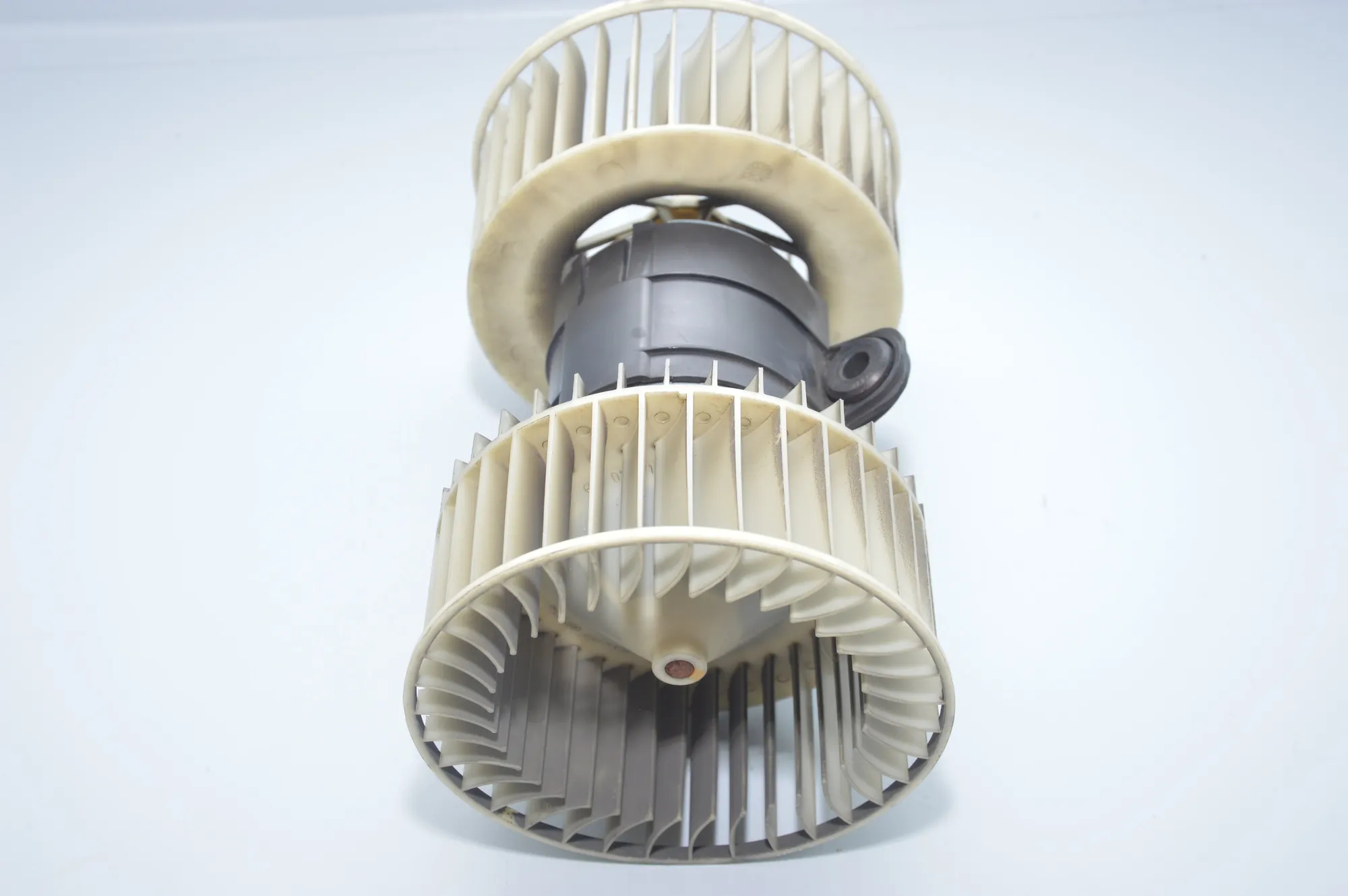 Heater Blower Fan – OEM 8385558 · BMW X5 (E53) 4.4 i 2001 – 2