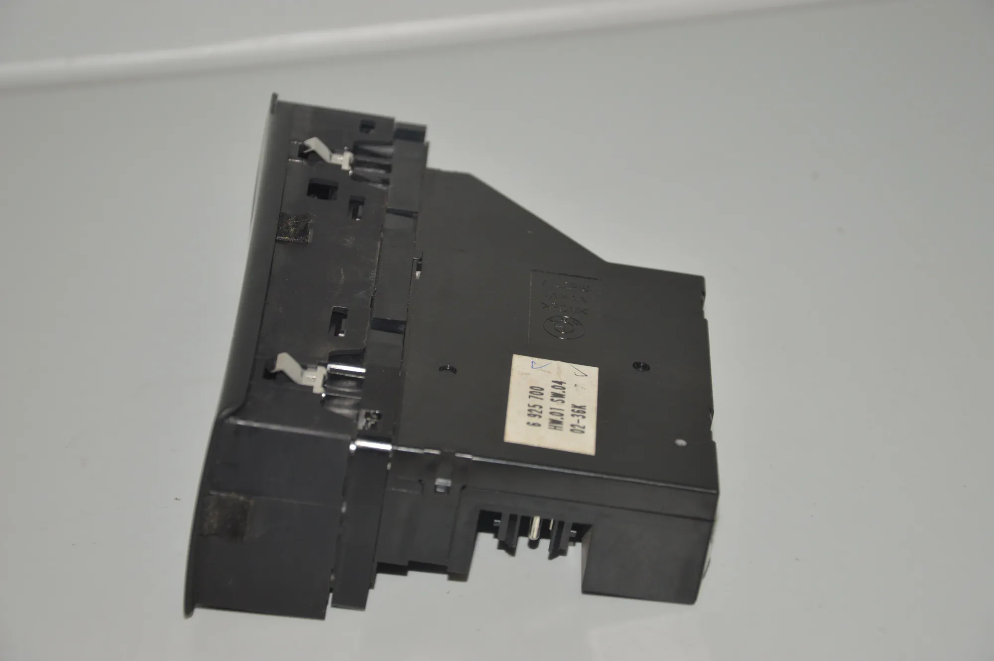 Front Left Door Window Switch – OEM 6925700 · BMW X5 (E53) 4.4 i 2002