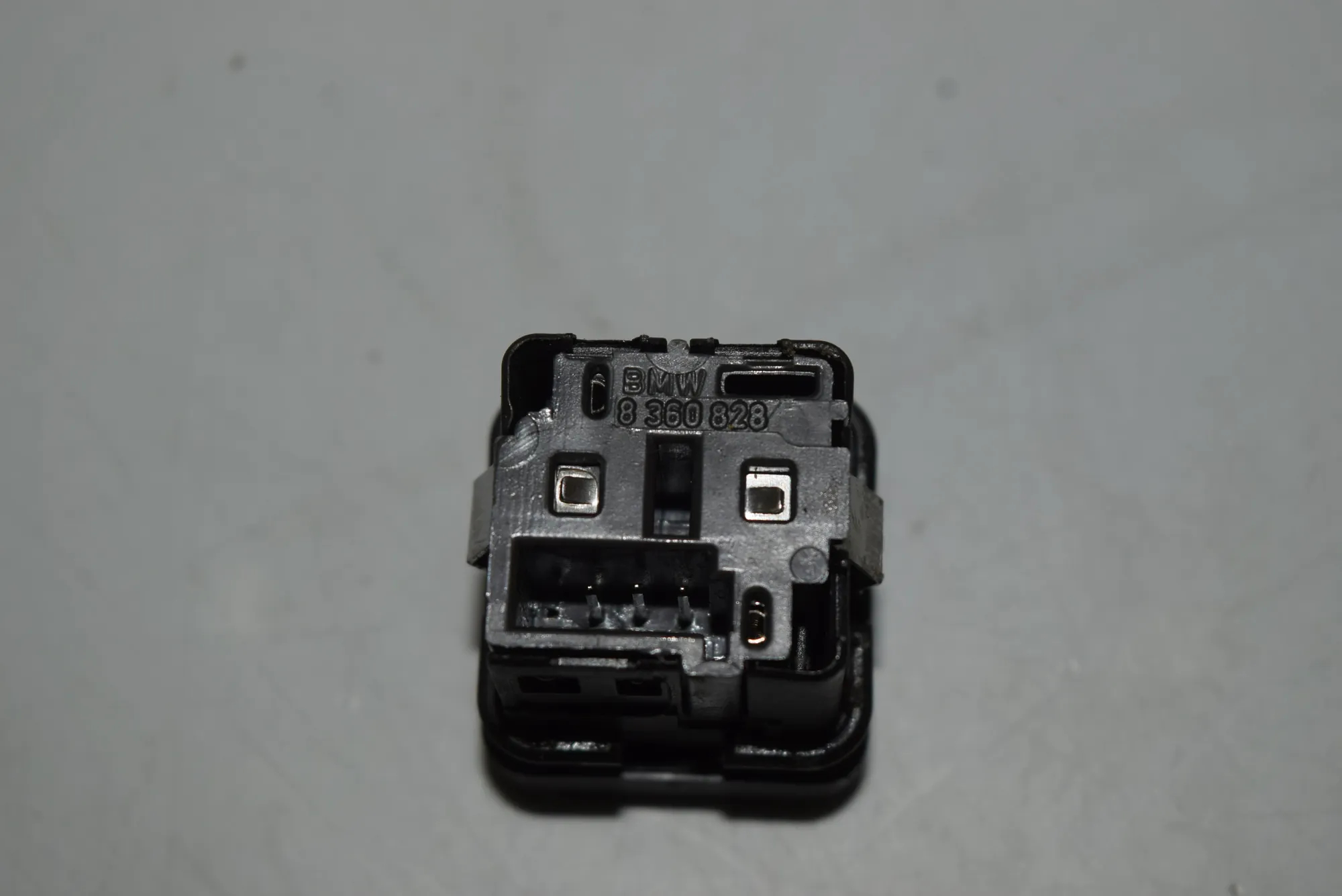 Other Control Units – OEM 8360828 · BMW 5 (E39) 525 d 2003 – 4