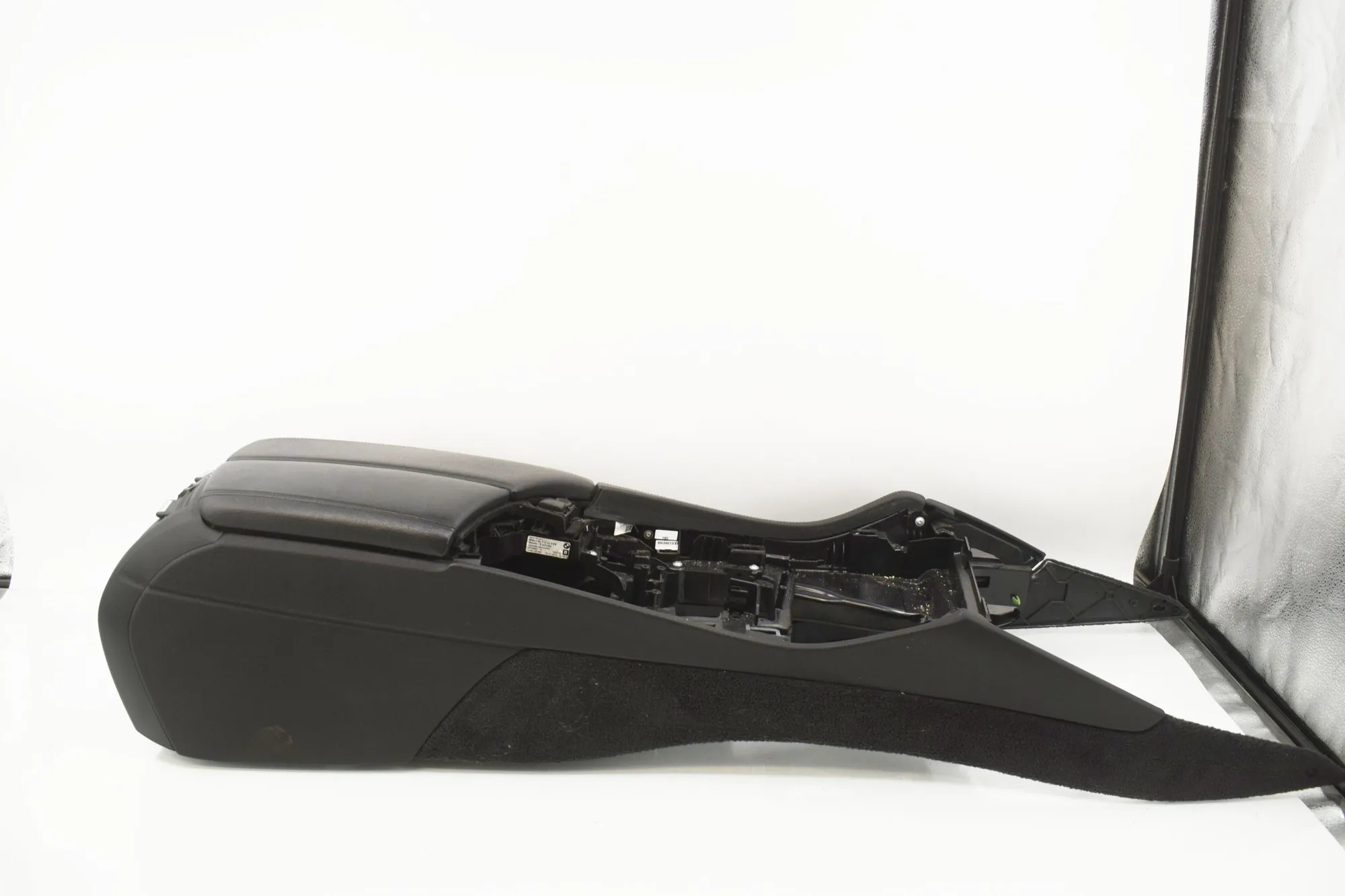 Center Console – OEM 9288907 · BMW 5 Touring (F11) 530 d xDrive 2012