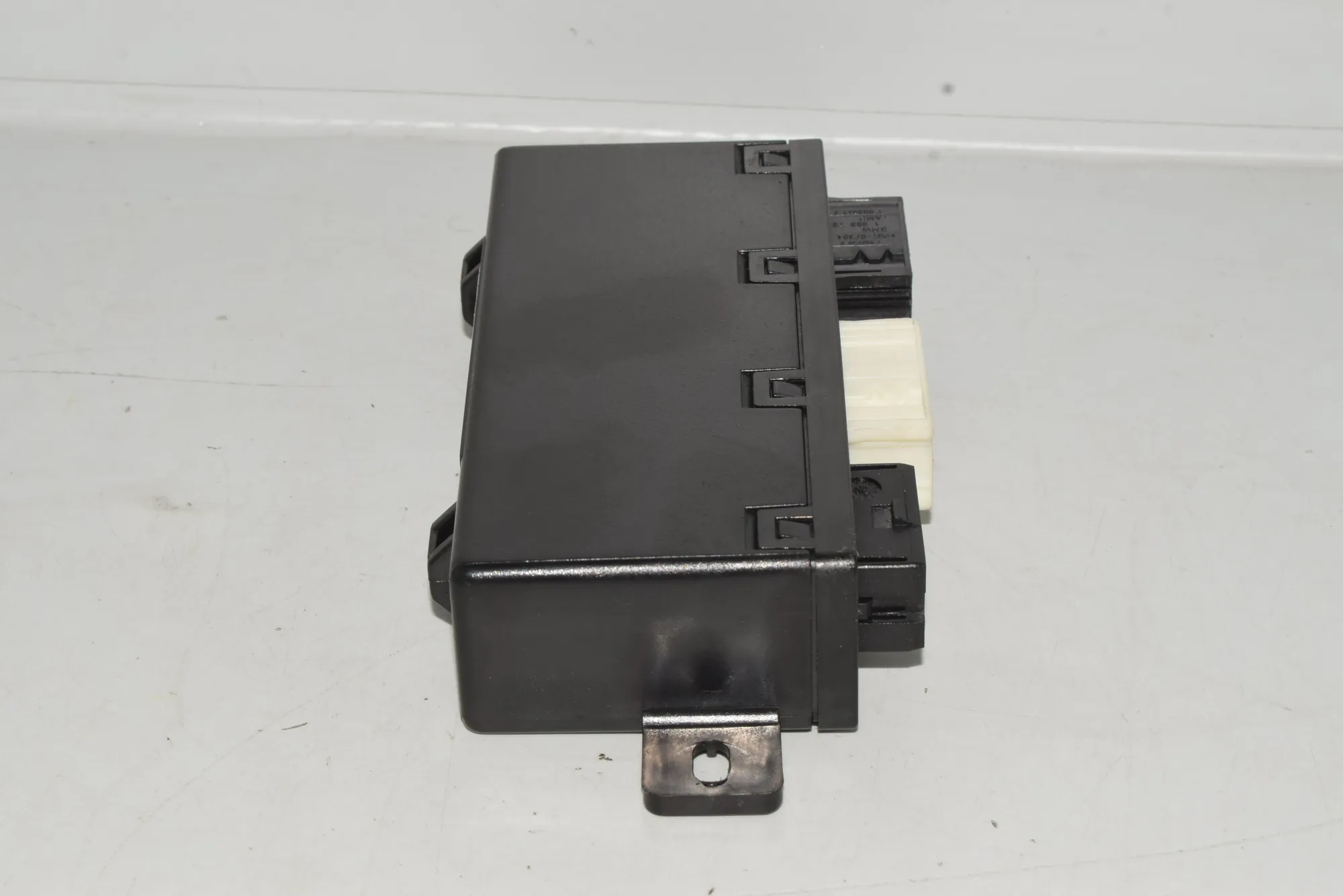 Front Left Door Control Unit – OEM 6904244 · BMW 5 (E39) 525 d 2003 – 2
