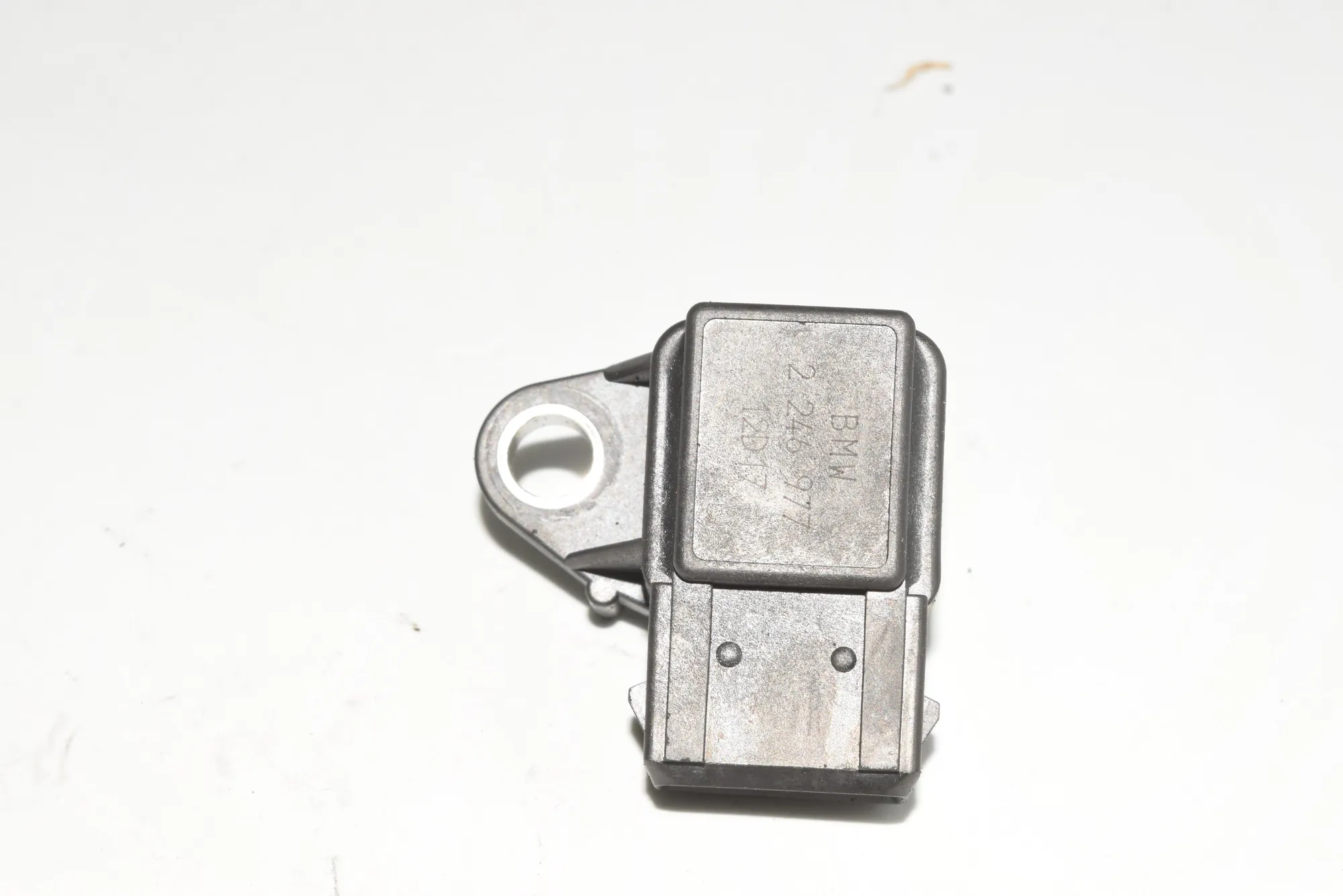 Intake Manifold Pressure Sensor – OEM 2246977 · BMW 5 (E39) 525 d 2003