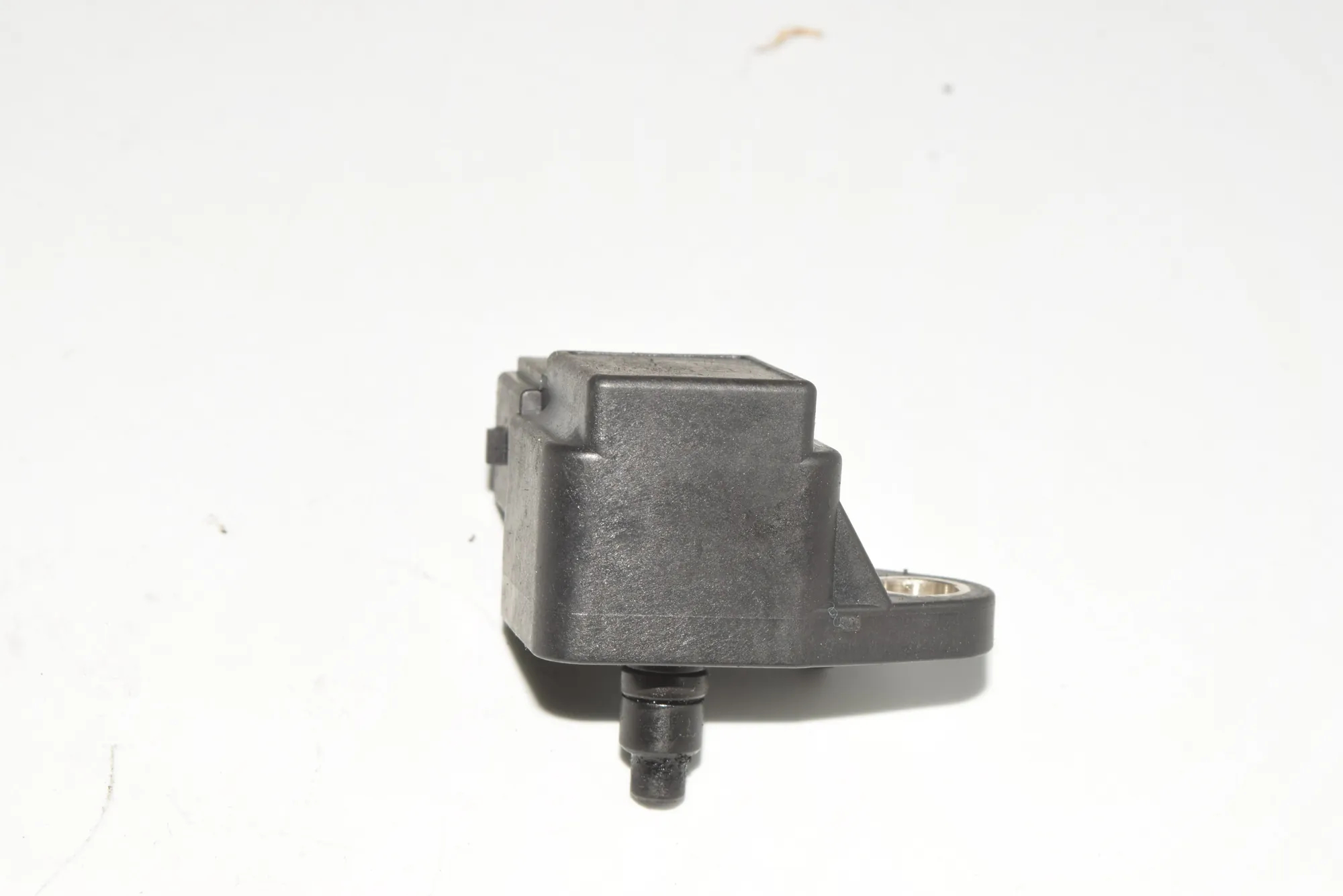 Intake Manifold Pressure Sensor – OEM 2246977 · BMW 5 (E39) 525 d 2003 – 2