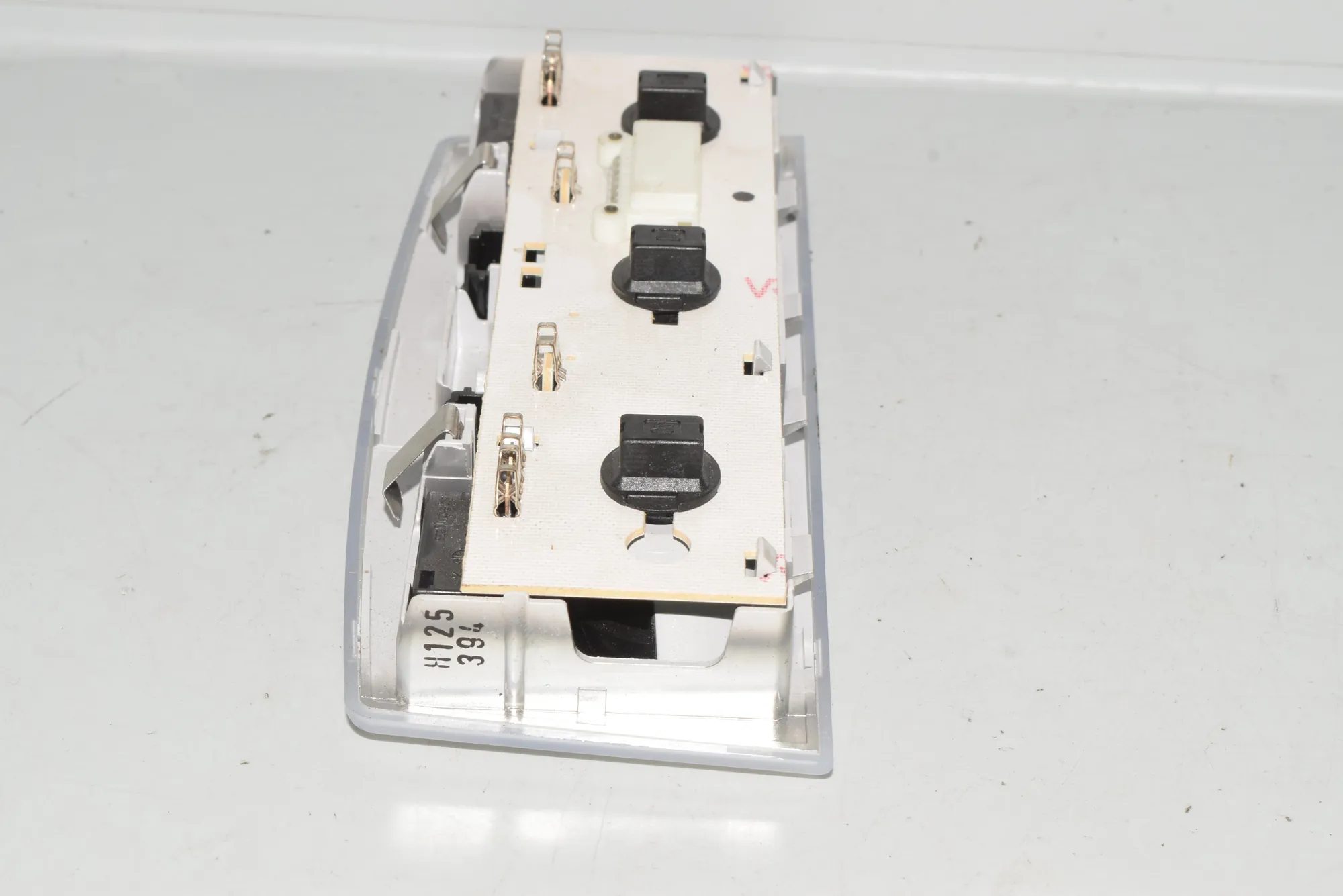 Interior Lighting – OEM 6910793 · BMW 5 Touring (E61) BMW 5 Touring (E61) 2005 – 3
