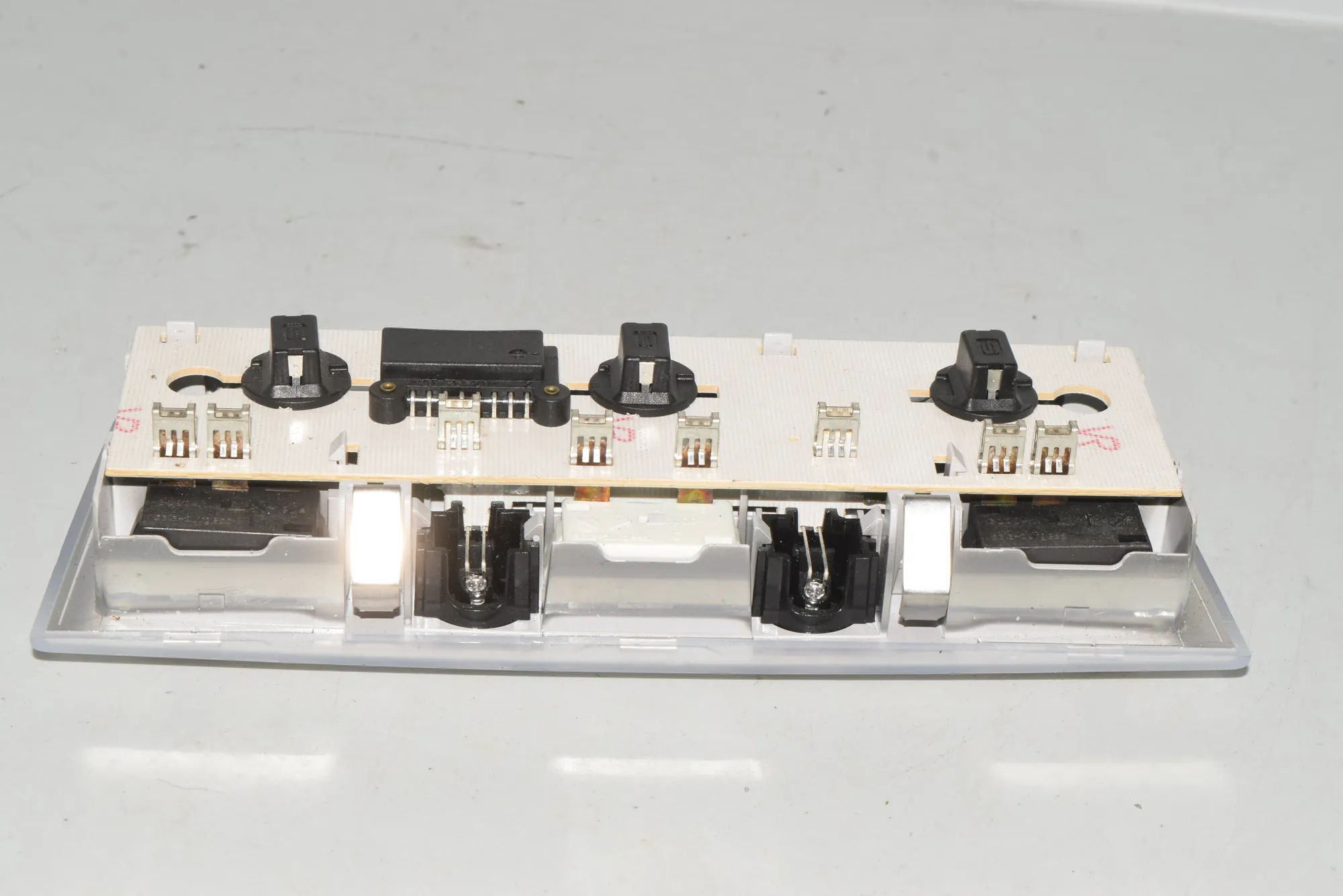 Interior Lighting – OEM 6912631 · BMW 5 Touring (E61) BMW 5 Touring (E61) 2005 – 3