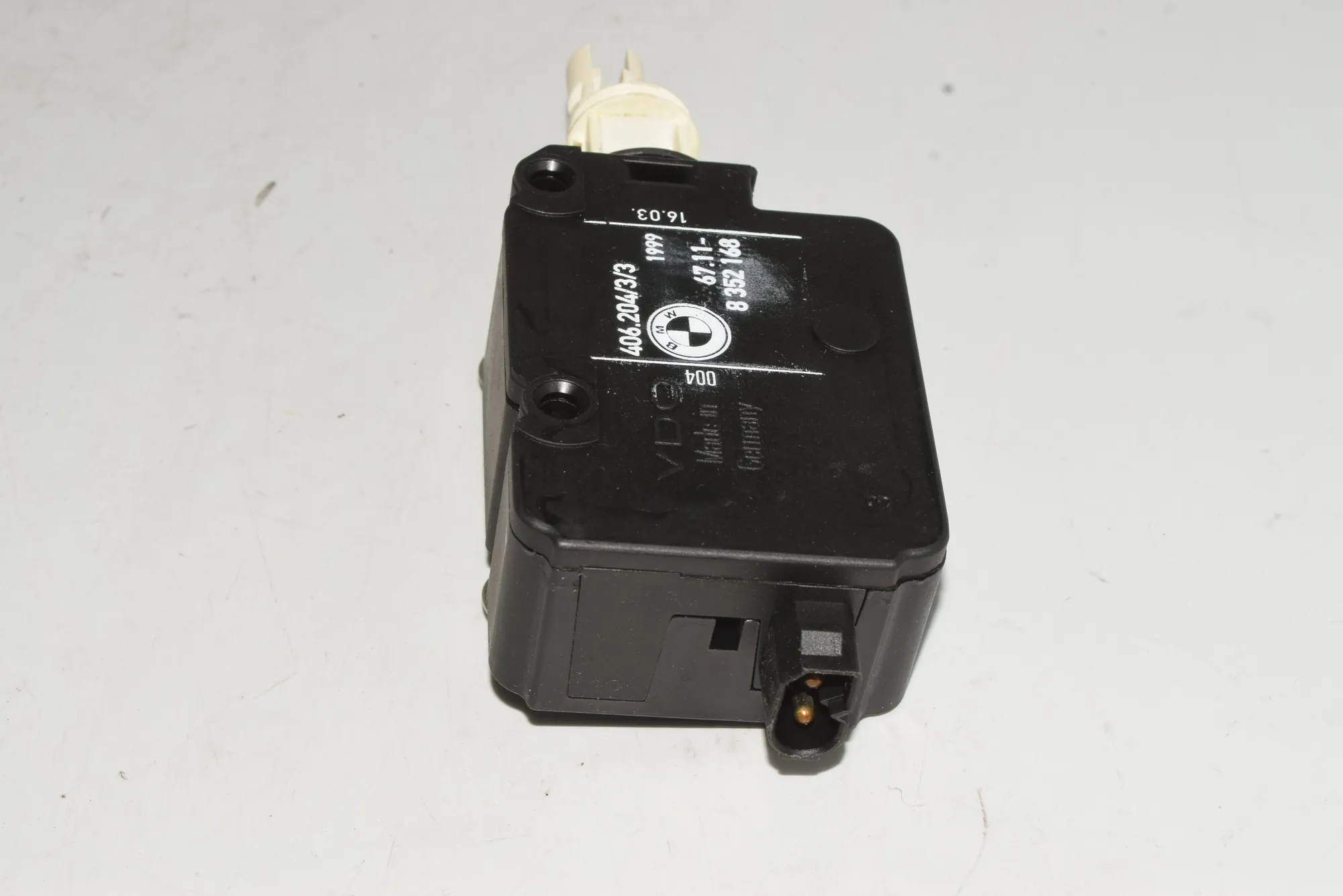 Other Control Units – OEM 8352168 · BMW 7 (E38) 730 d 1999 – 4