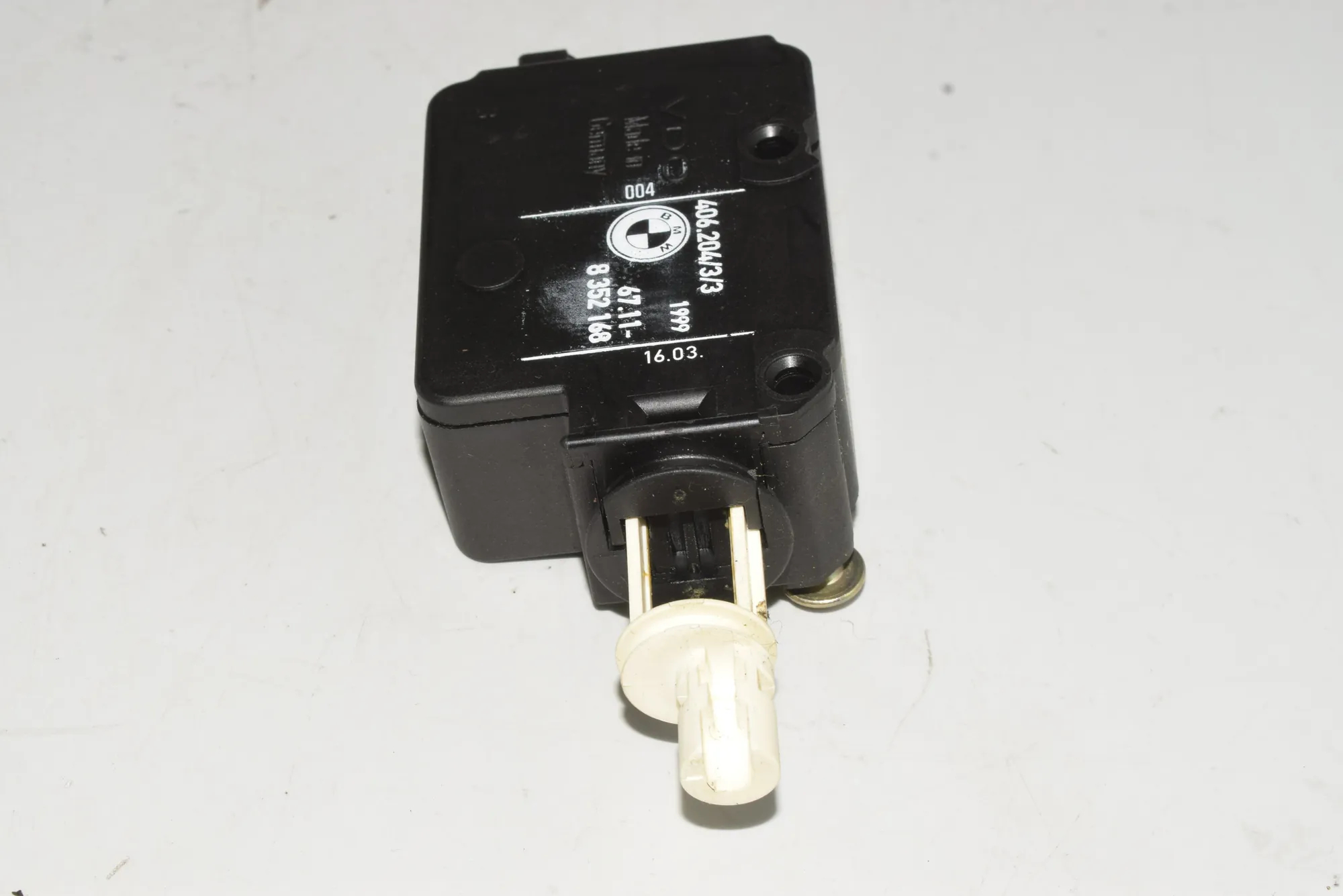 Other Control Units – OEM 8352168 · BMW 7 (E38) 730 d 1999 – 2