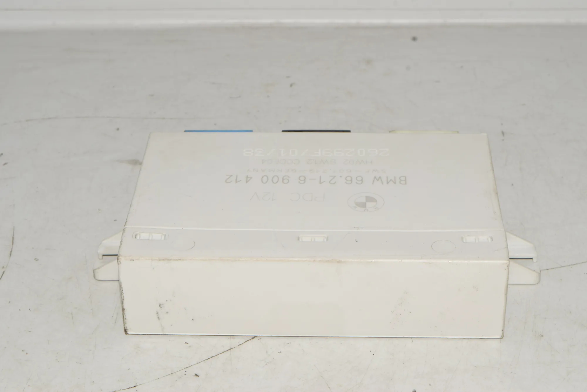 PDC Parking Sensor Control Unit – OEM 6900412 · BMW 7 (E38) 730 d 1999 – 3