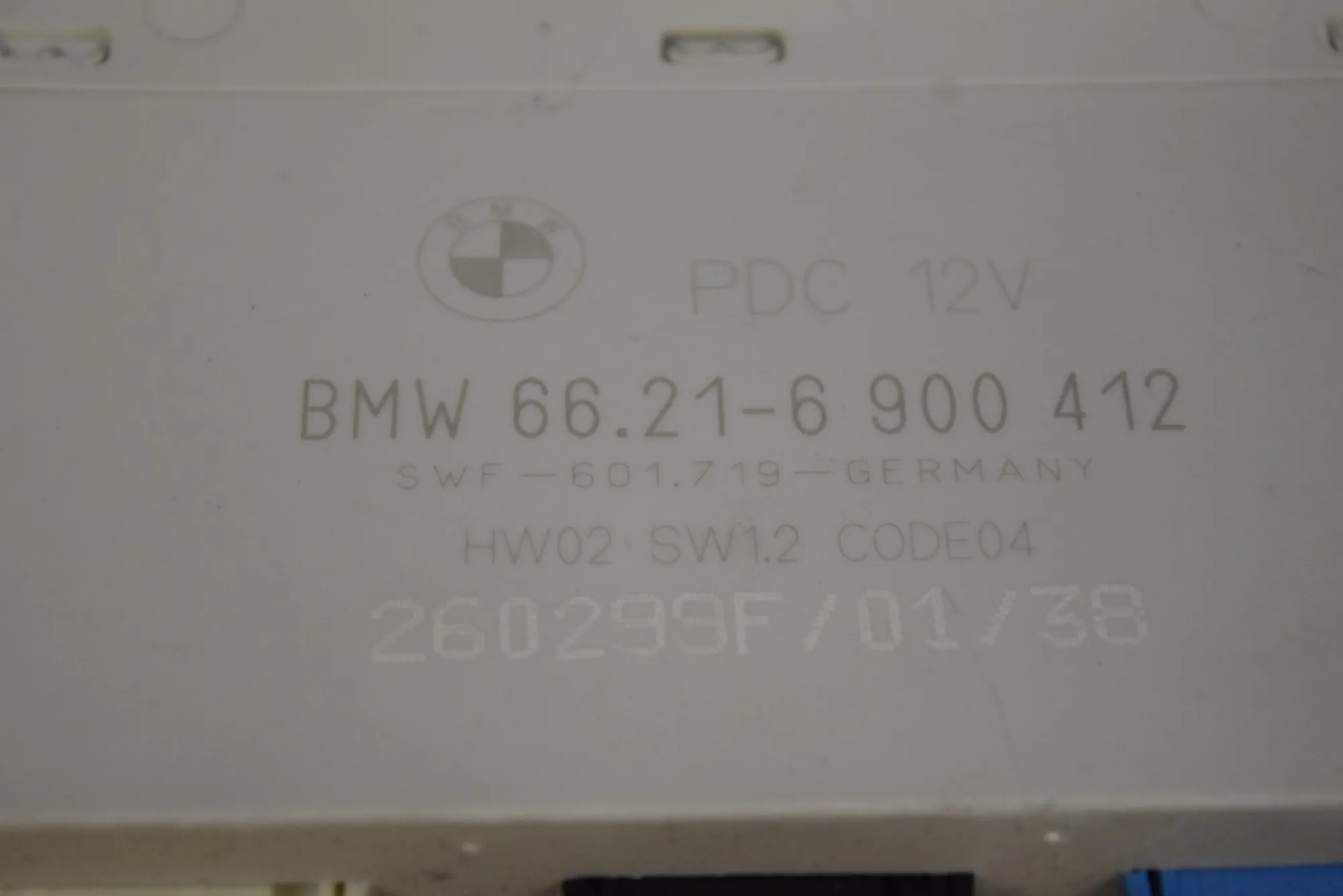 PDC Parking Sensor Control Unit – OEM 6900412 · BMW 7 (E38) 730 d 1999 – 6