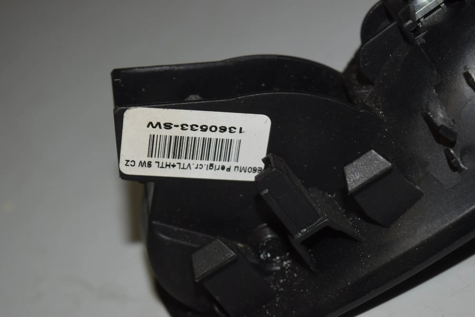 Other Interior Parts – OEM 1360533 · BMW 5 (E60) BMW 5 (E60) 2005 – 5