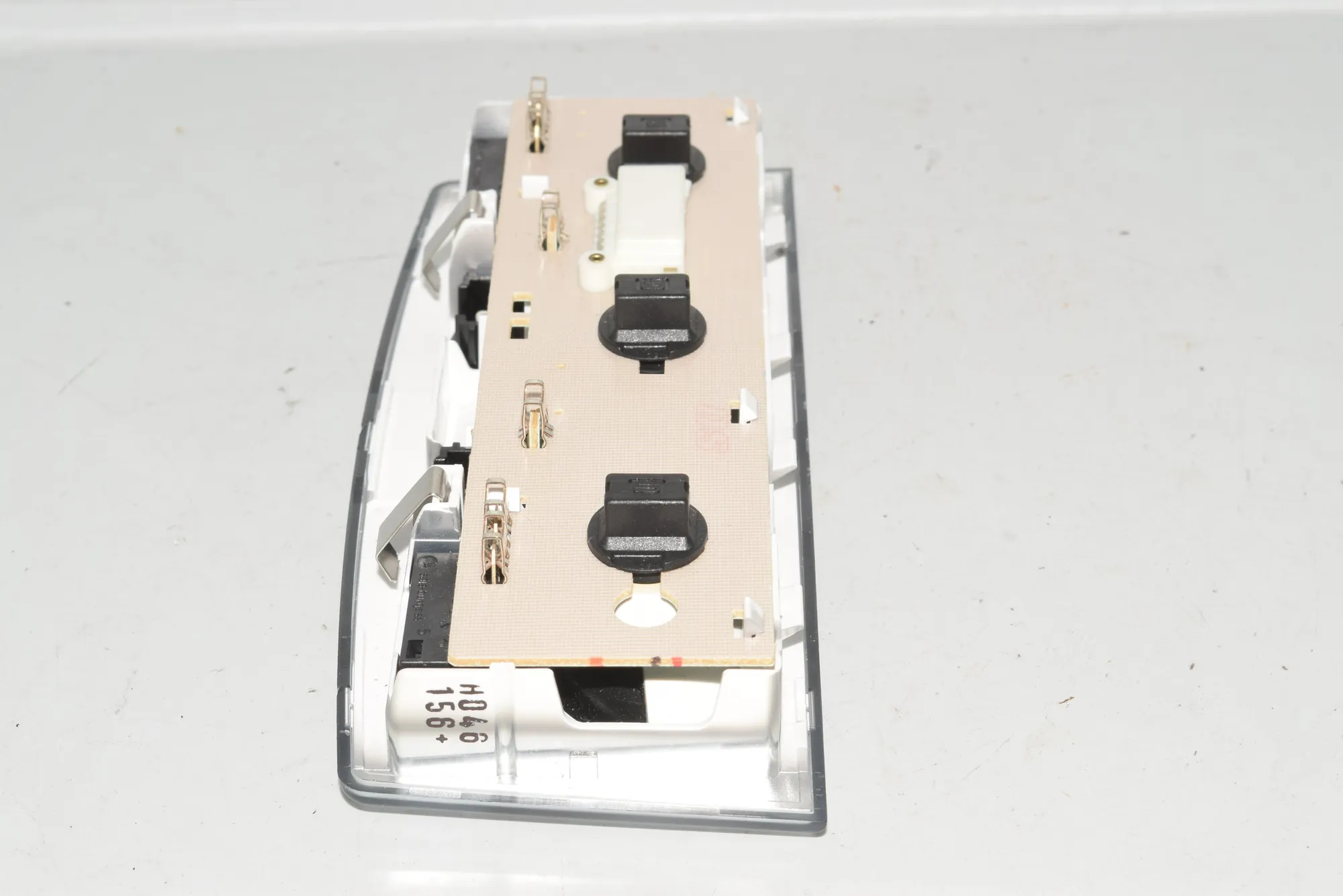 Interior Lighting – OEM 6962034 · BMW 5 (E60) BMW 5 (E60) M5 2005 – 2