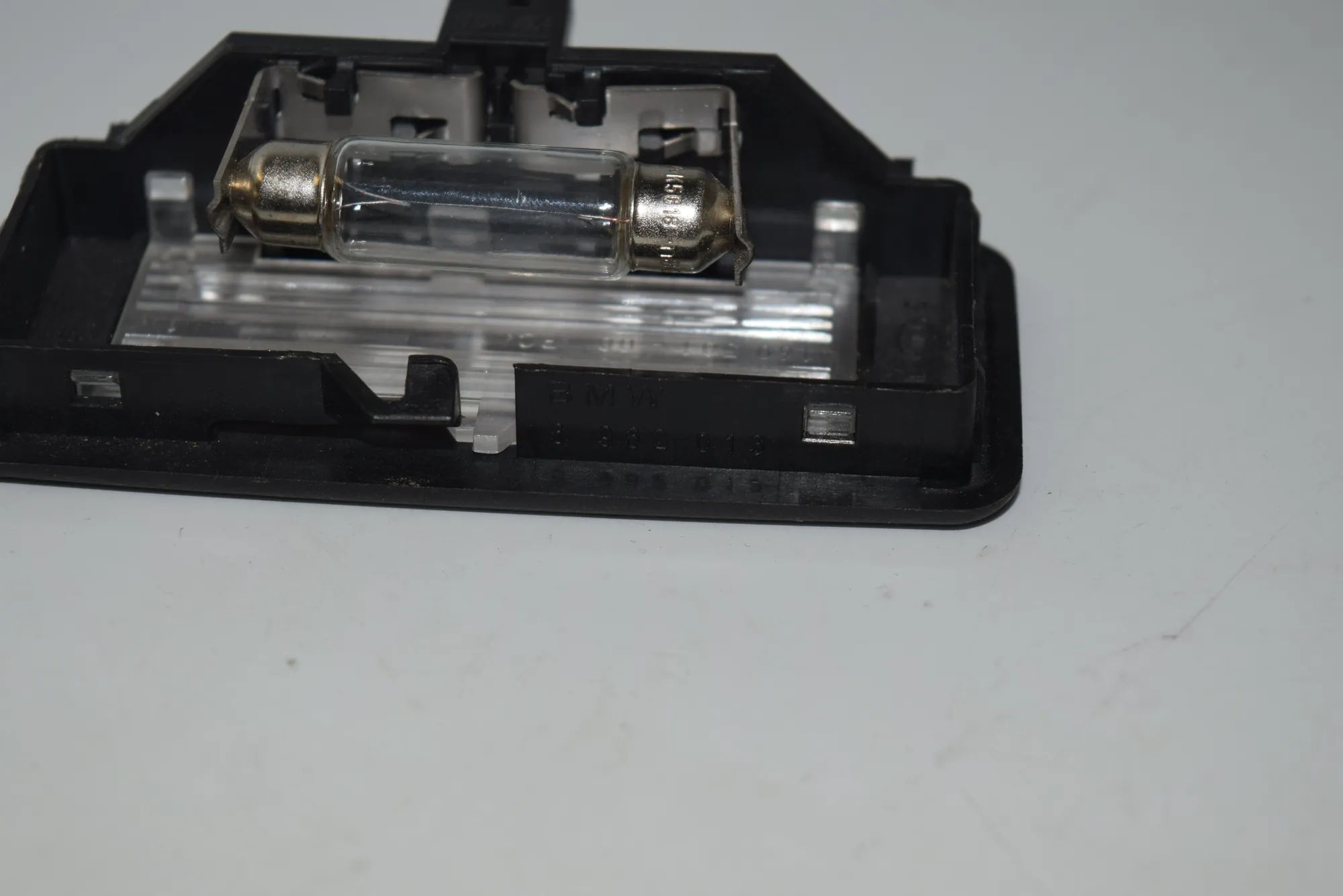 Interior Lighting – OEM 6962013 · BMW 5 (E60) BMW 5 (E60) 2005 – 4