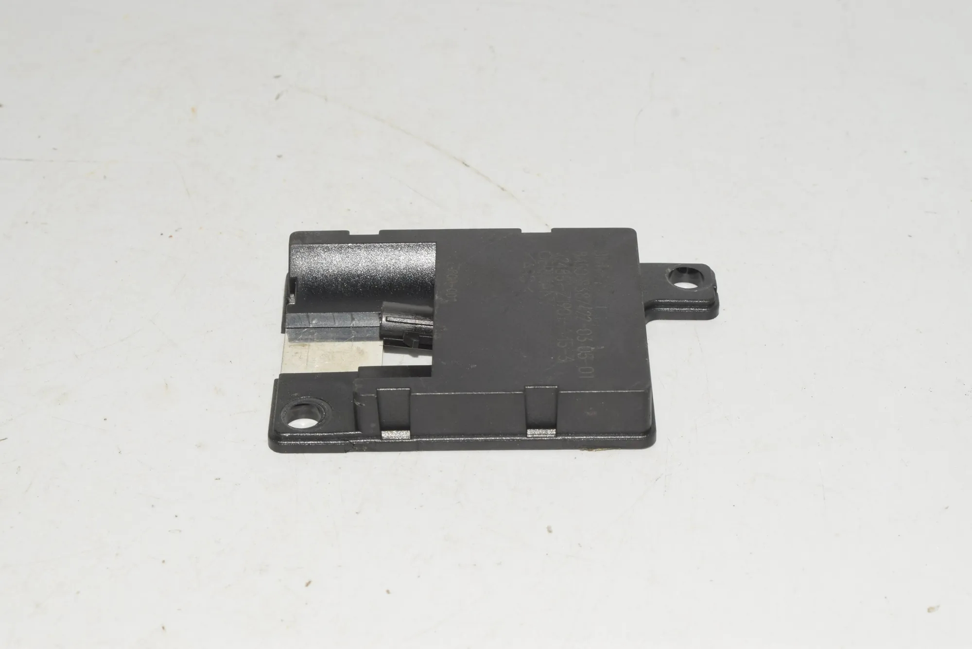 Antenna – OEM 8387422 · BMW 5 (E60) BMW 5 (E60) 2005 – 3