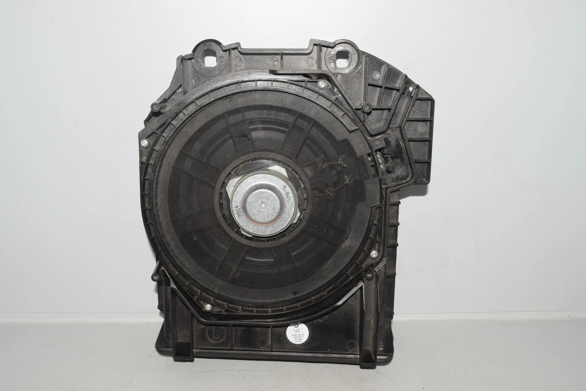 Subwoofer – OEM 9195199 · BMW 5 Touring (F11) BMW 5 Touring (F11) 2011