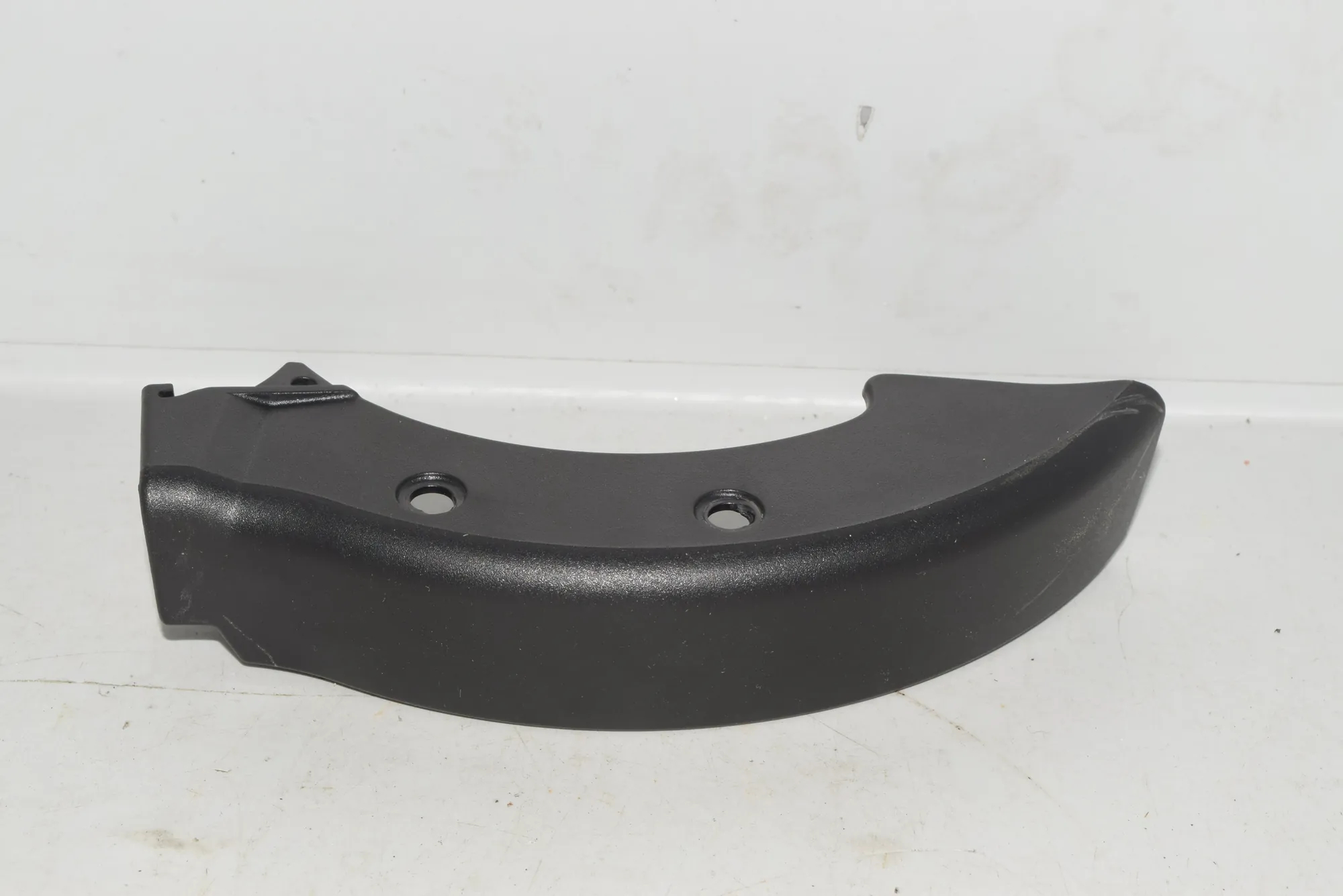 Other Interior Parts – OEM 7222168 · BMW 5 Touring (F11) BMW 5 Touring (F11) 2012