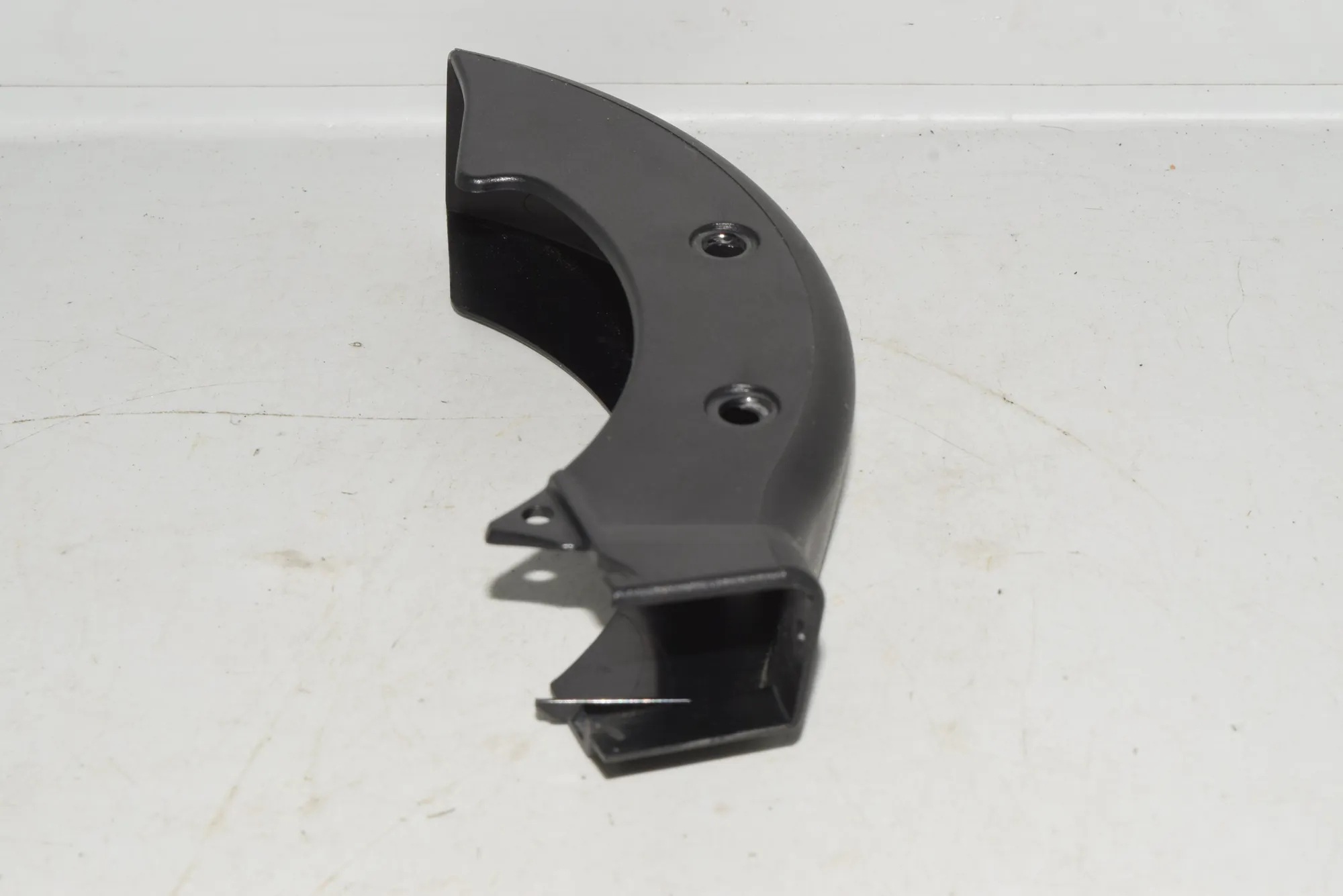 Other Interior Parts – OEM 7222168 · BMW 5 Touring (F11) BMW 5 Touring (F11) 2012 – 3