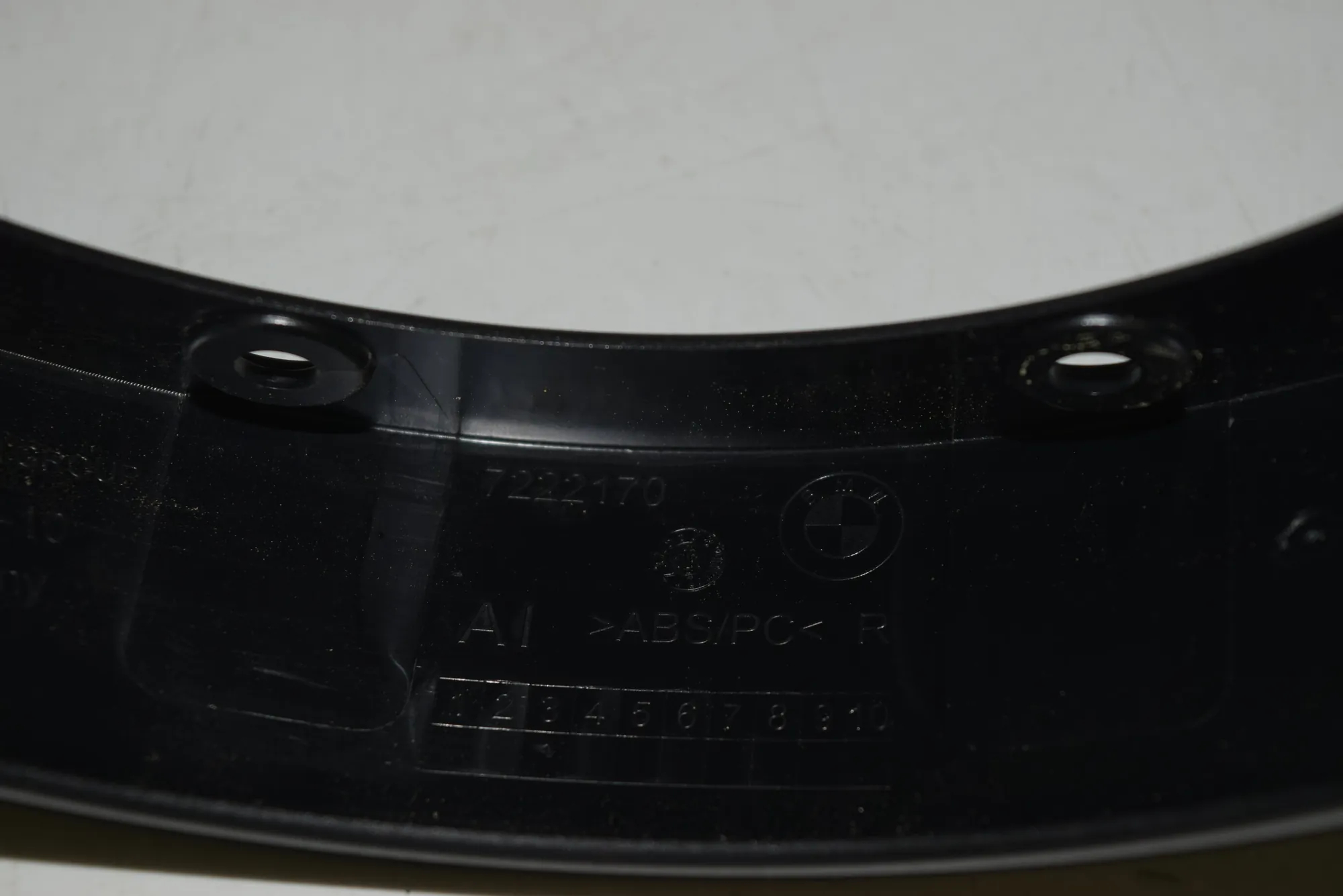Other Interior Parts – OEM 7222170 · BMW 5 Touring (F11) BMW 5 Touring (F11) 2012 – 4