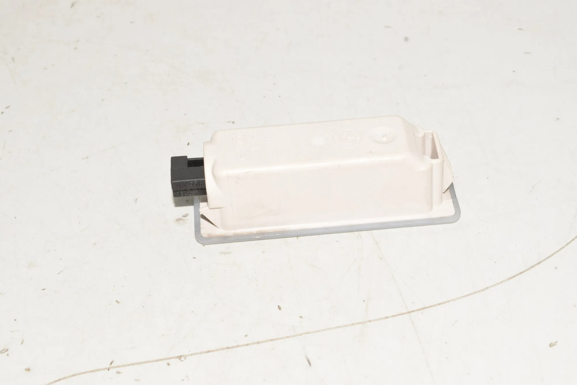 Interior Lighting – OEM 6972605 · BMW 3 Touring (E91) 320 d 2007 – 5