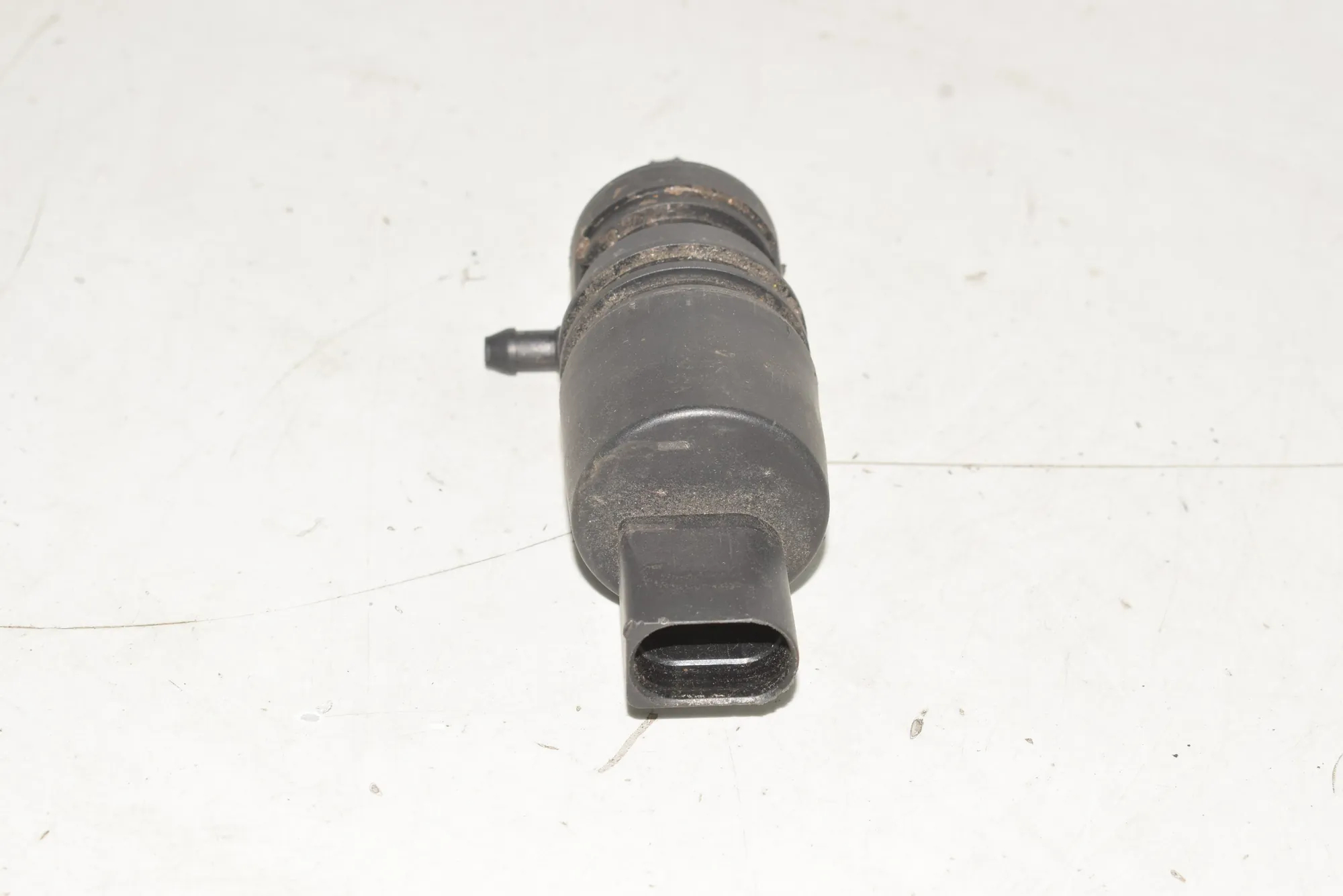 Washer Tank Motor – OEM NA · BMW 3 Touring (E91) 320 d 2007 – 2