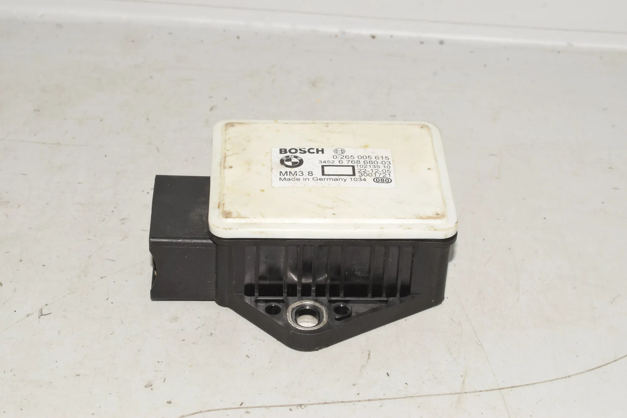 Acceleration Sensor – OEM 6768680BOSCH0265005615 · BMW 3 Touring (E91) 320 d 2007 – 3