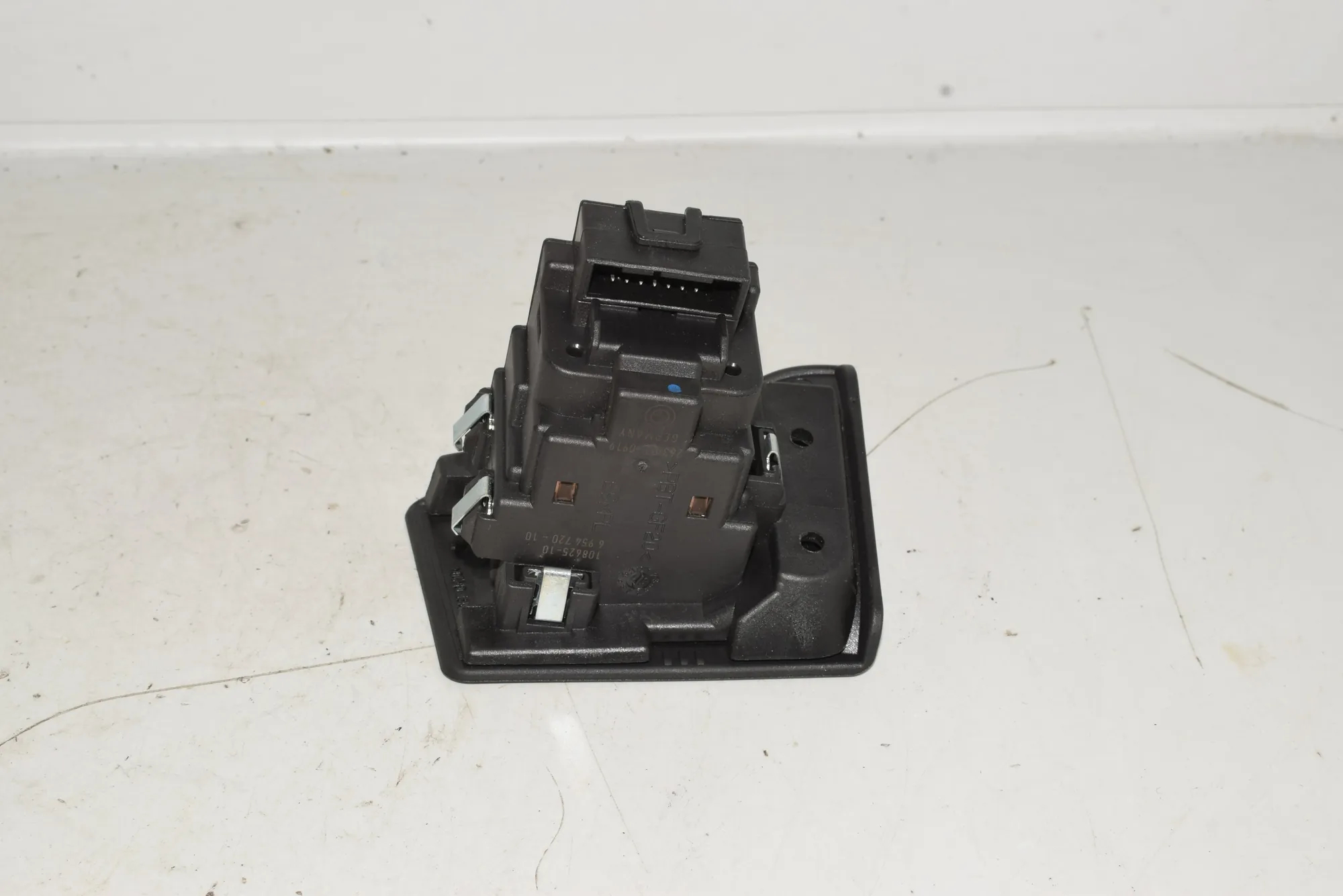Ignition Lock – OEM 6954720 · BMW 3 Touring (E91) 320 d 2007 – 2