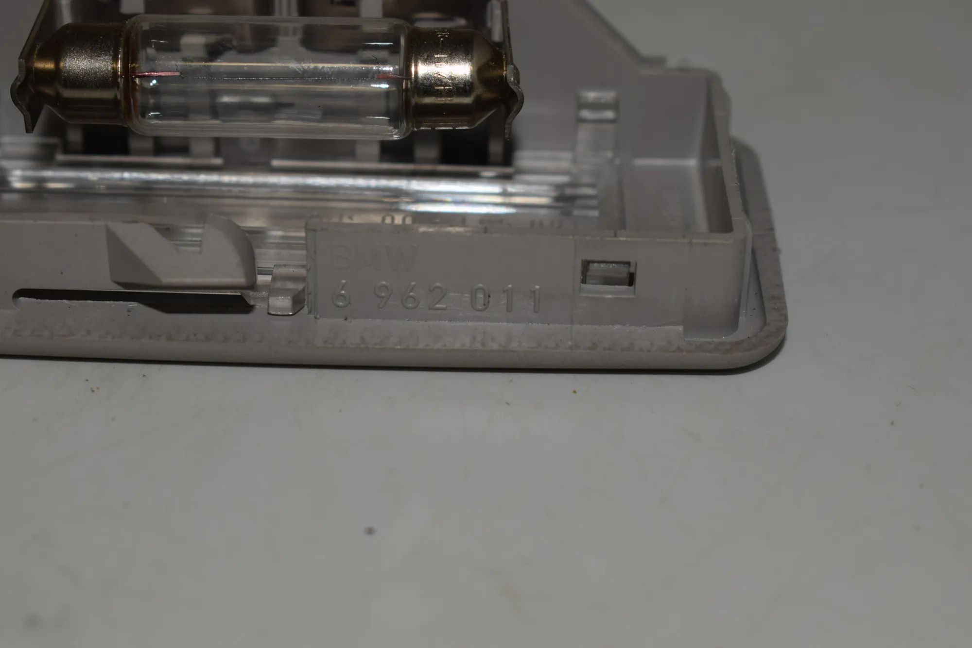 Interior Lighting – OEM 6962011 · BMW 3 Touring (E91) 320 d 2007 – 5