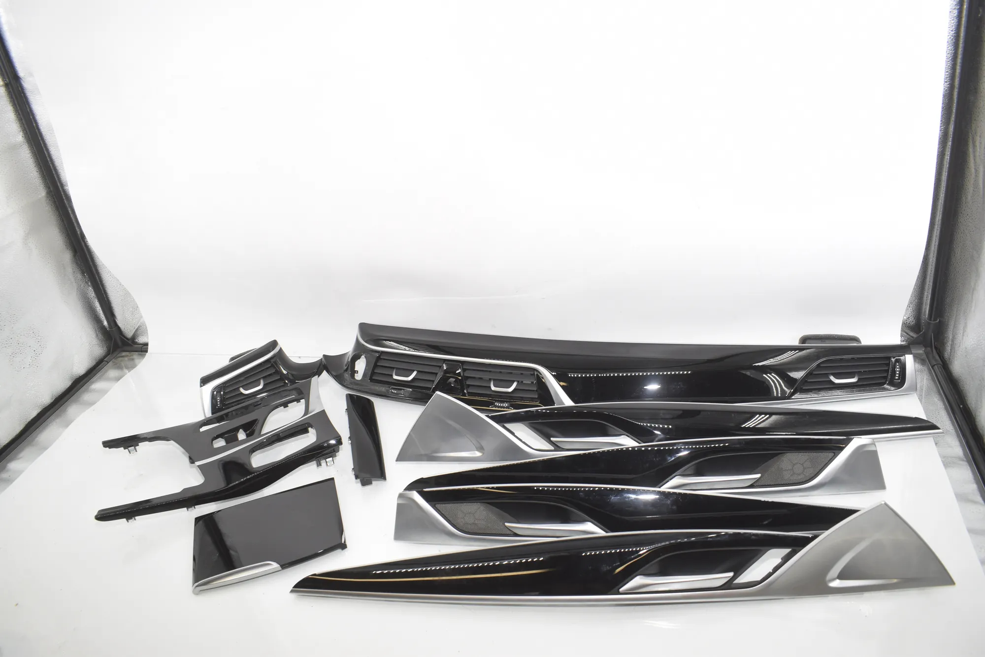 Interior Trim Strips Kit – OEM 9391271 · BMW 5 (G30) (2016 - -) 540 i 2017 – 3