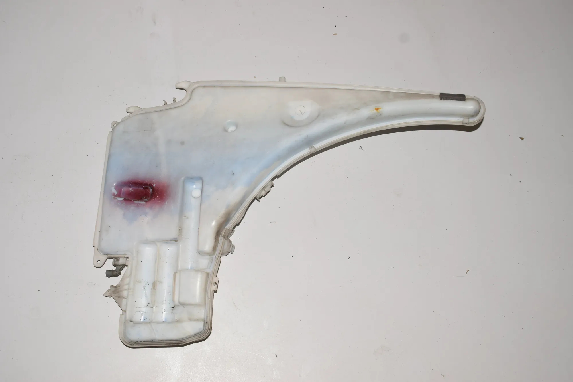 Window Washer Tank – OEM 7068996 · BMW 3 Touring (E91) 320 d 2007