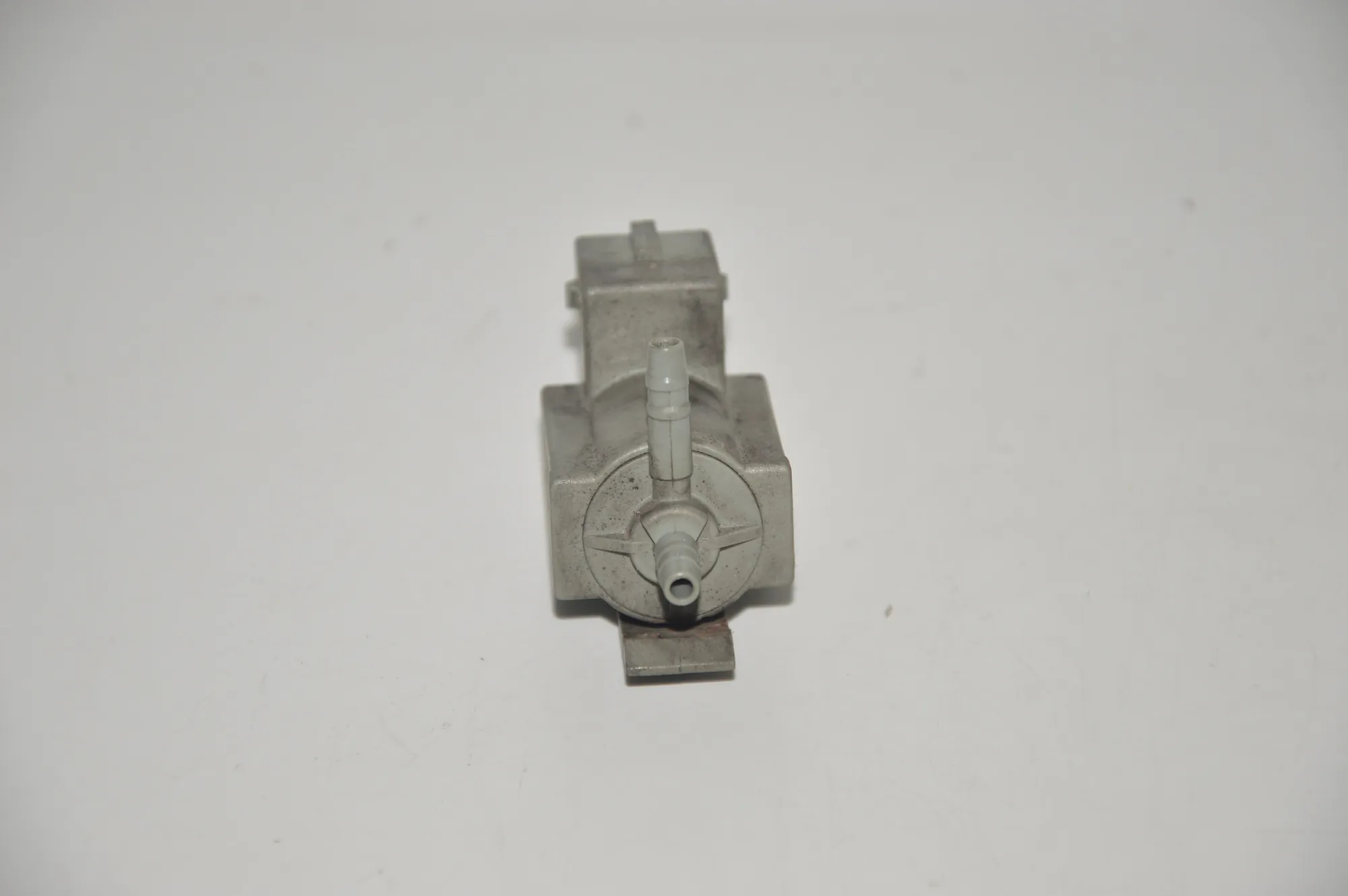Solenoid Valve – OEM 7537612 · BMW 3 Touring (E91) 320 d 2007 – 2