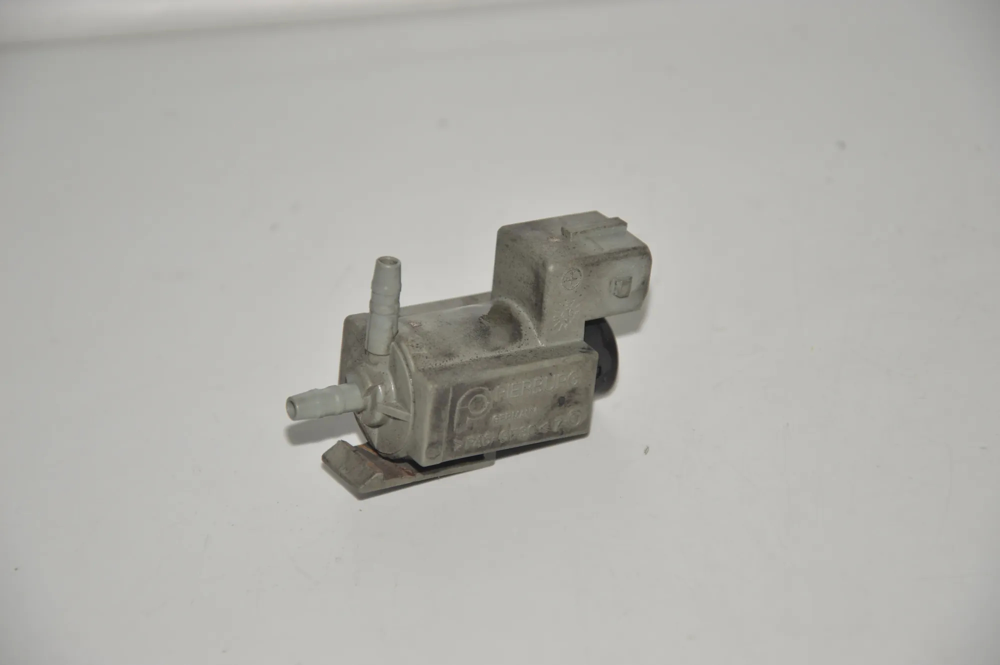Solenoid Valve – OEM 7537612 · BMW 3 Touring (E91) 320 d 2007 – 3