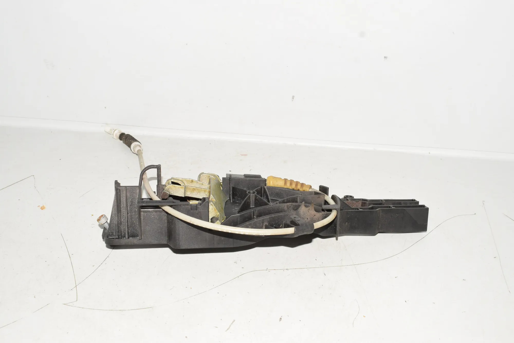 Rear Right Door Interior Handle Frame – OEM 7060299 · BMW 3 Touring (E91) 320 d 2007 – 4