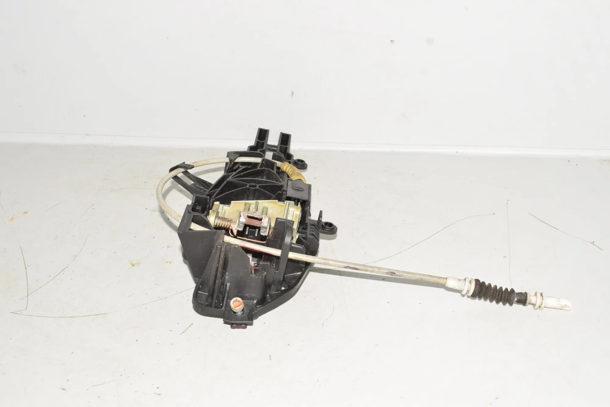 Rear Left Door Interior Handle Frame – OEM 7060299 · BMW 3 Touring (E91) 320 d 2007 – 5