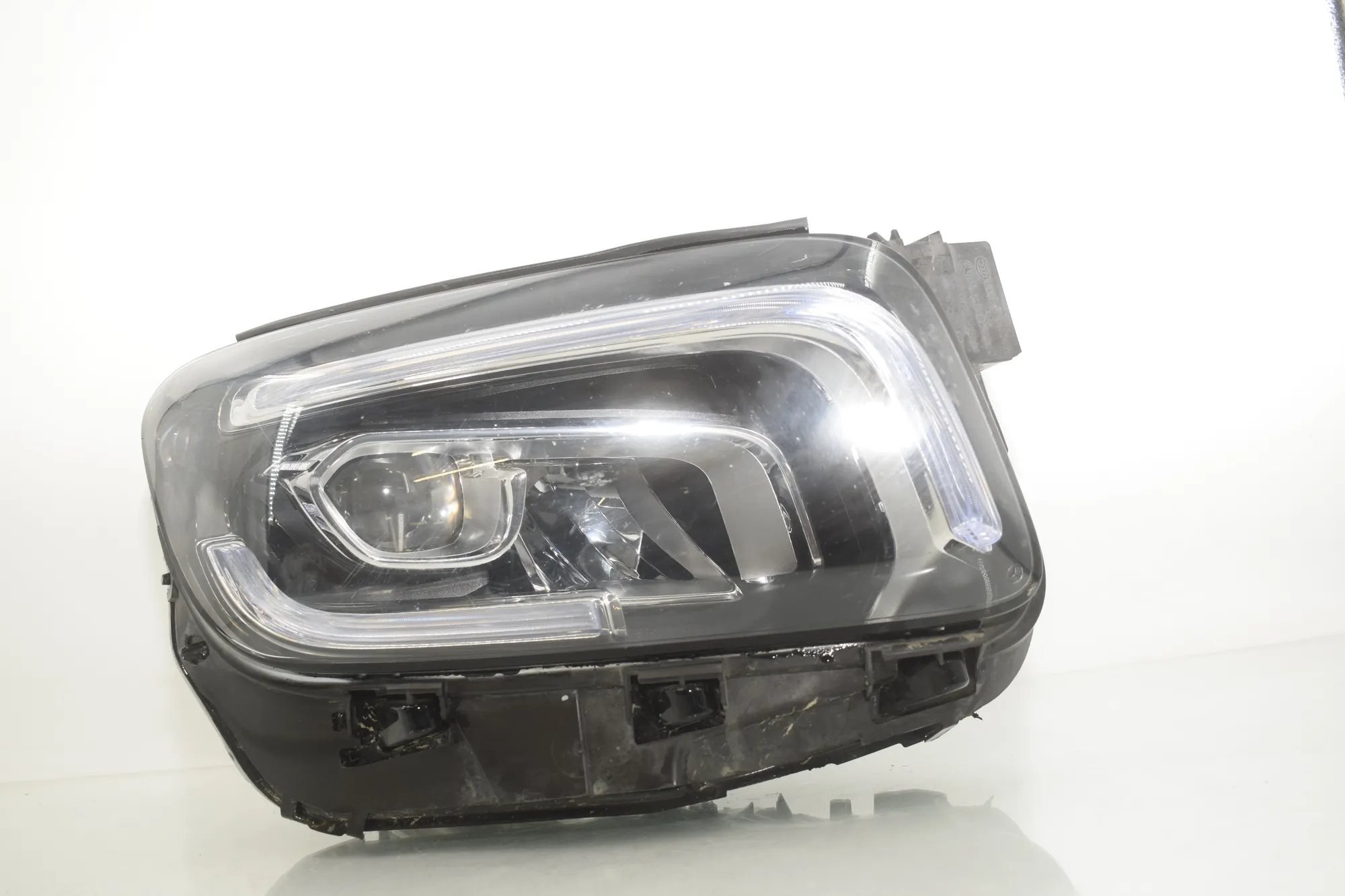 Front Right Headlight – OEM A2479062005 · MERCEDES-BENZ GLB (X247) MERCEDES-BENZ GLB (X247) GLB 220 d 4-matic (247.615) 2019 – 5