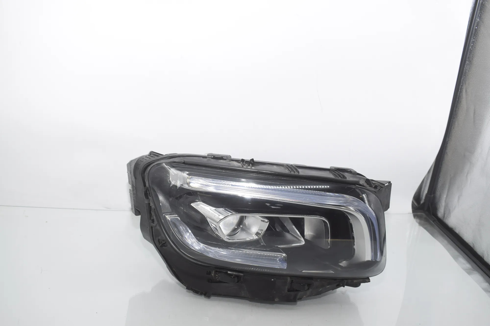 Front Right Headlight – OEM A2479062005 · MERCEDES-BENZ GLB (X247) MERCEDES-BENZ GLB (X247) GLB 220 d 4-matic (247.615) 2019 – 3