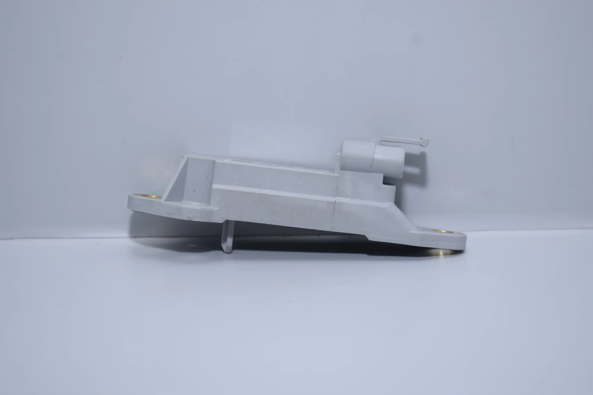 Front Left Impact Sensor – OEM 6911038 · BMW X5 (E53) 4.6 is 2003 – 5