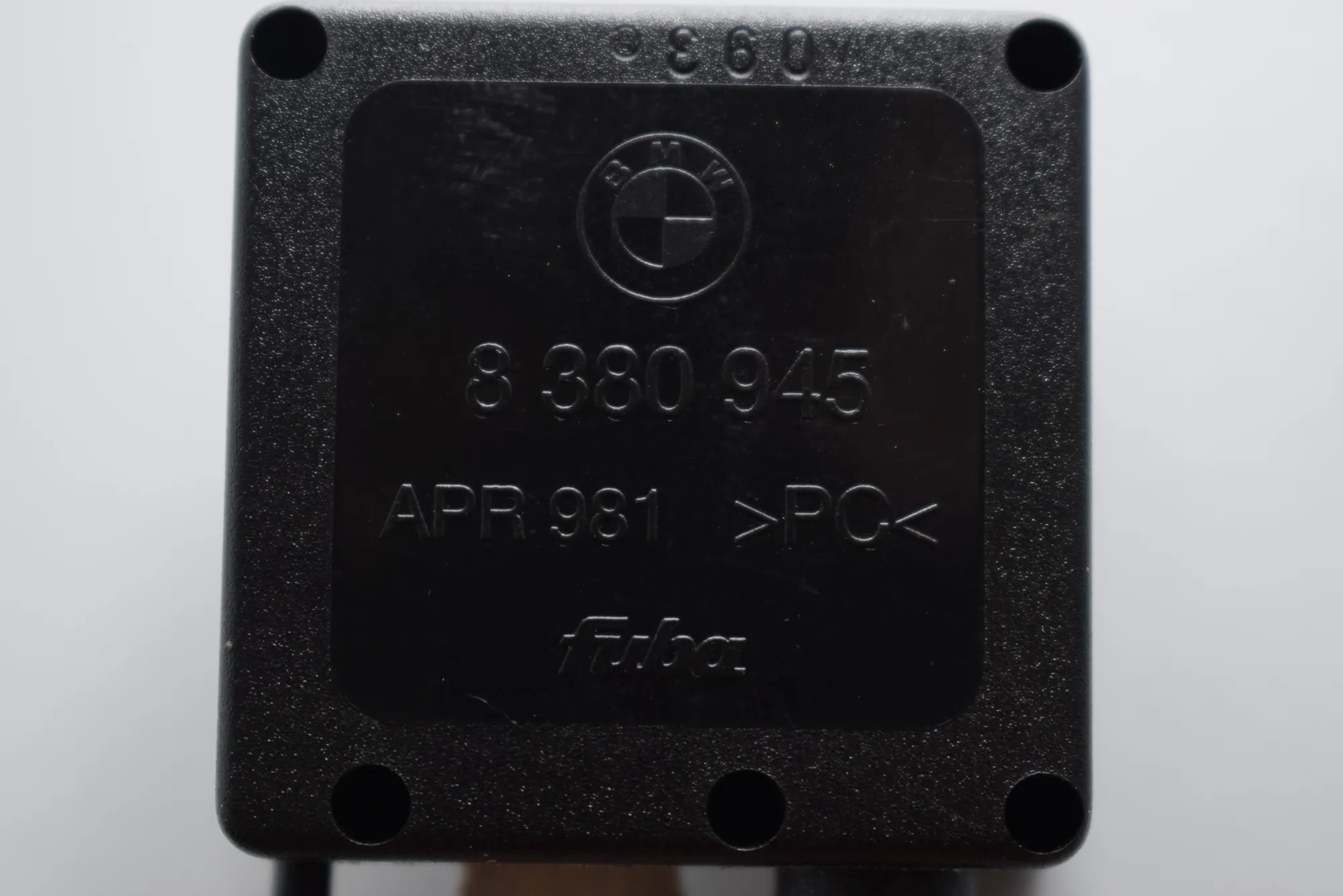 Antenna Amplifier – OEM 8380945 · BMW X5 (E53) 4.6 is 2003 – 6