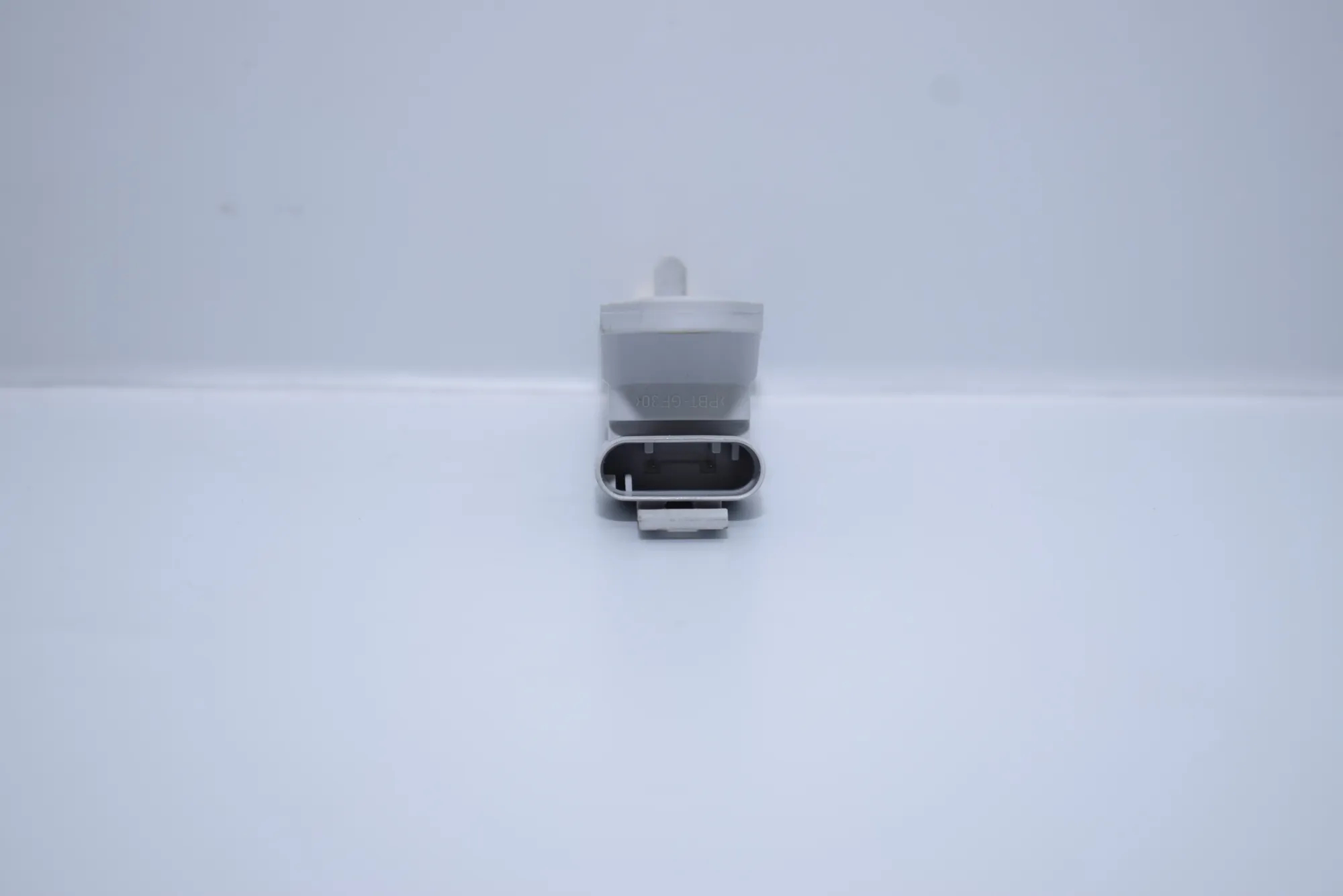 Front Left Impact Sensor – OEM 6911038 · BMW X5 (E53) 4.6 is 2003 – 4