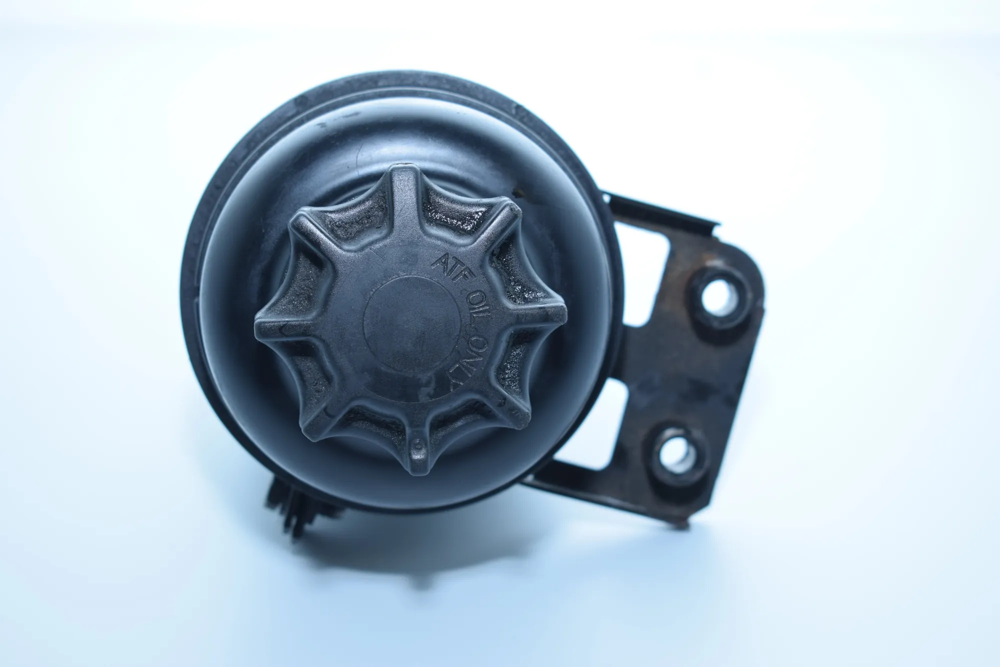 Power Steering Pump Tank – OEM 1097164 · BMW X5 (E53) 4.6 is 2003 – 6