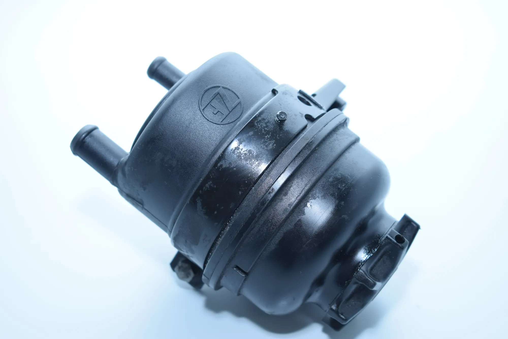 Power Steering Pump Tank – OEM 1097164 · BMW X5 (E53) 4.6 is 2003 – 7