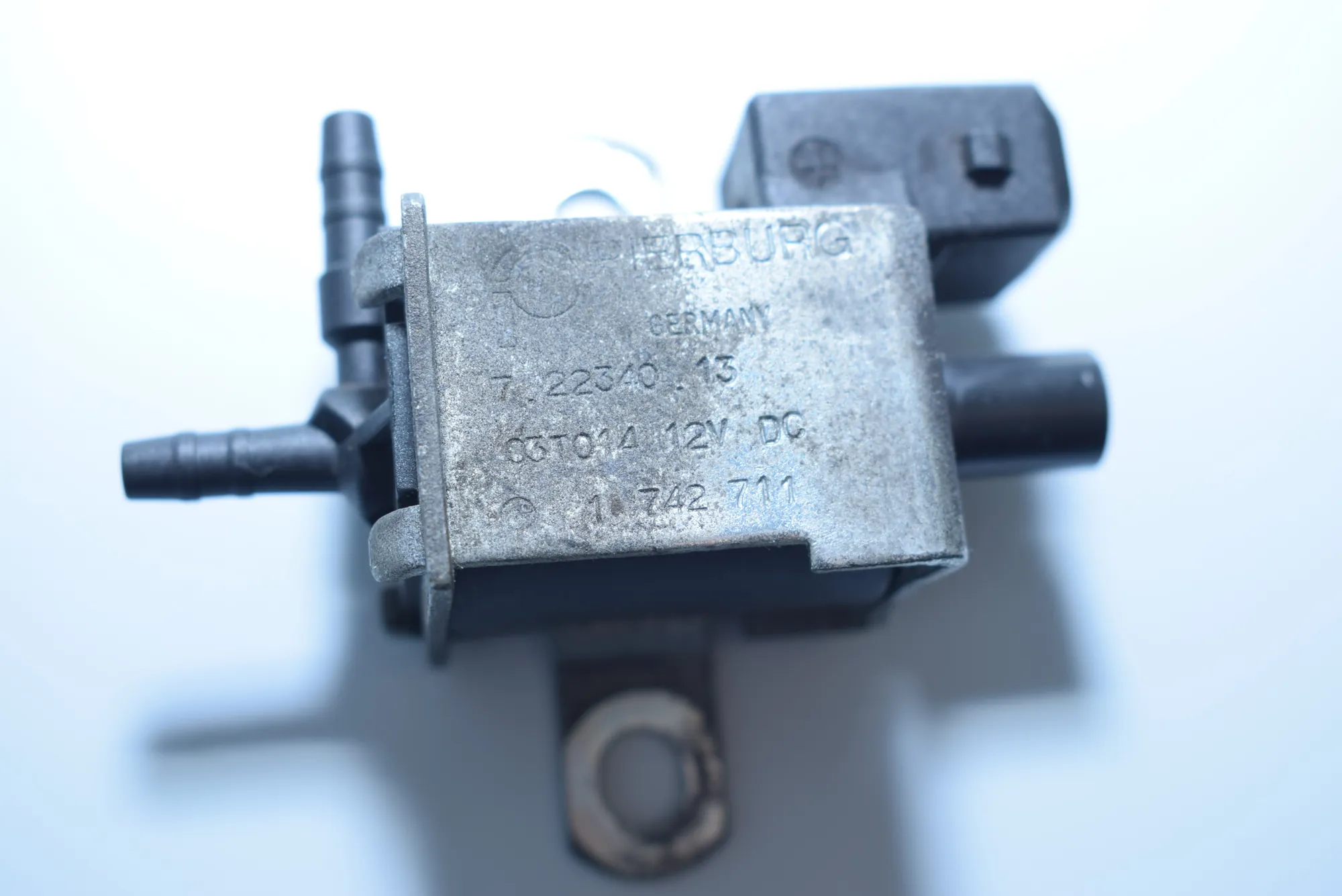 Solenoid Valve – OEM 1742711 · BMW X5 (E53) 4.6 is 2003 – 4