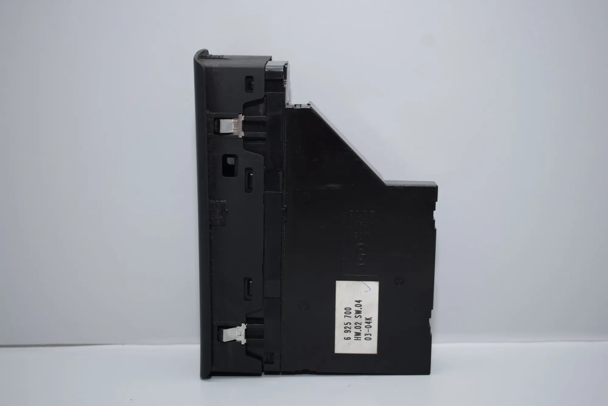 Front Left Door Window Switch – OEM 6925700 · BMW X5 (E53) 4.6 is 2003 – 2