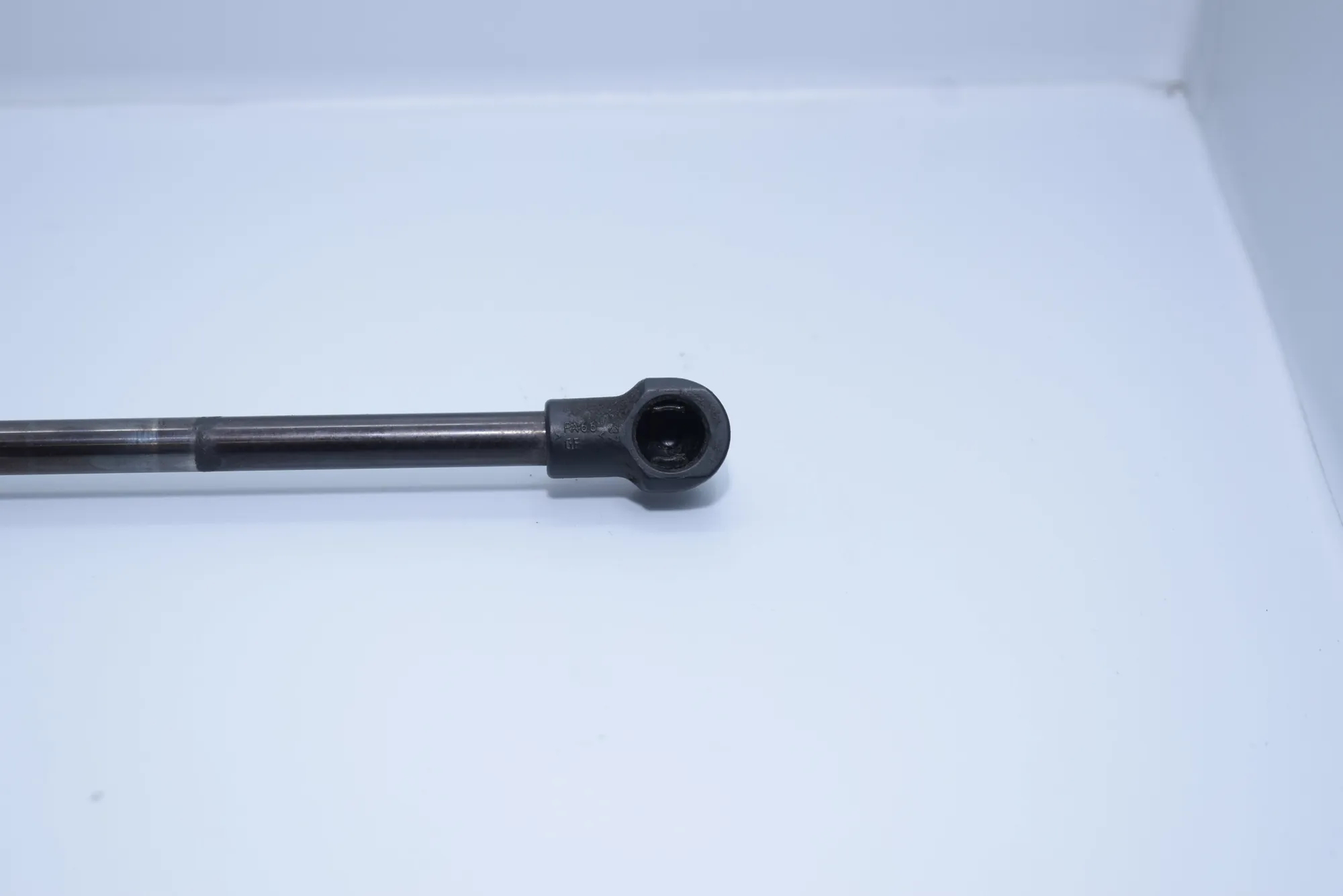 Right Side Tailgate Gas Strut – OEM 8402405 · BMW X5 (E53) 4.6 is 2003 – 6