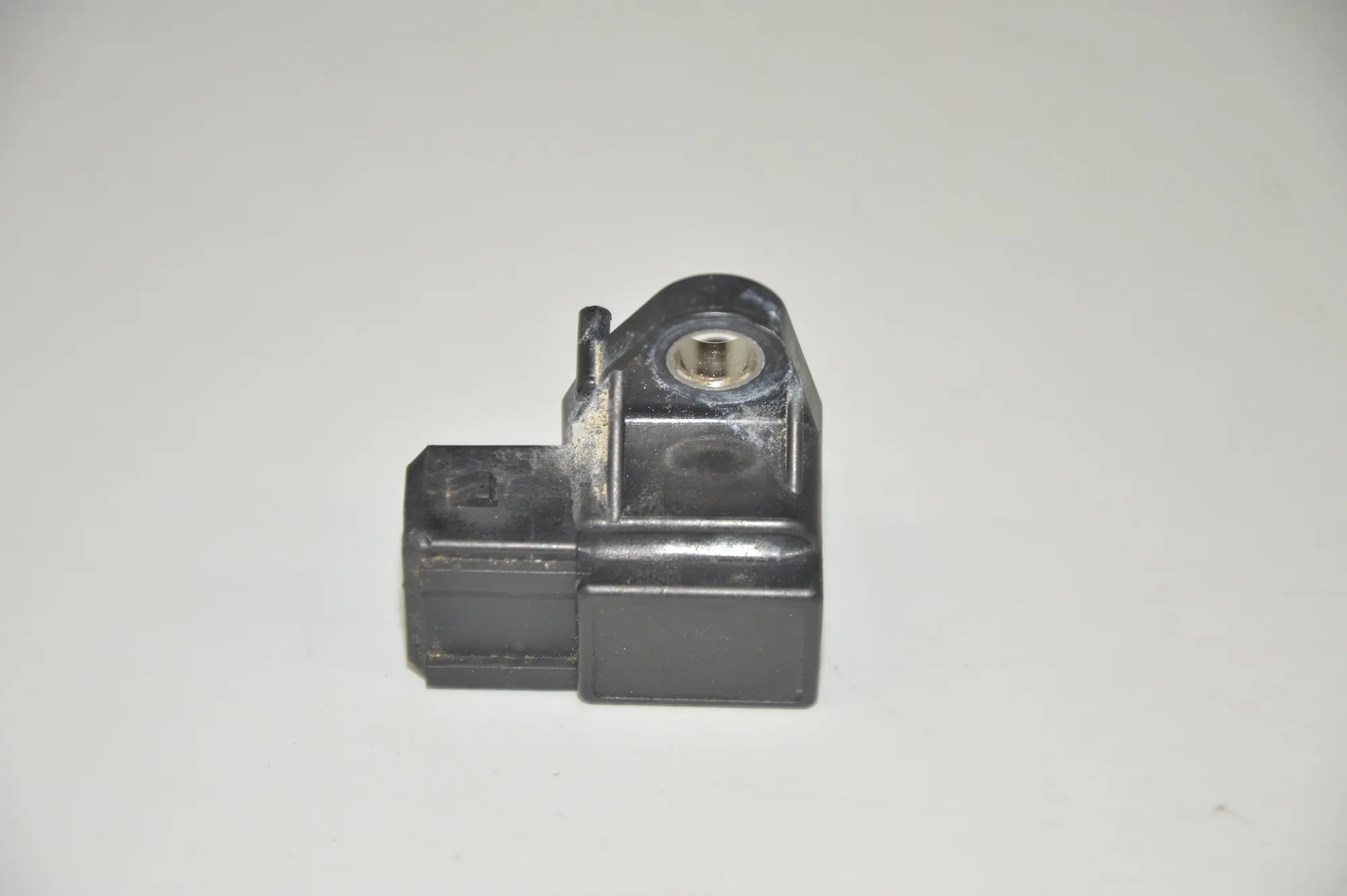 Intake Manifold Pressure Sensor – OEM 2246977 · BMW 3 (E46) BMW 3 (E46) 320 d 2001 – 2