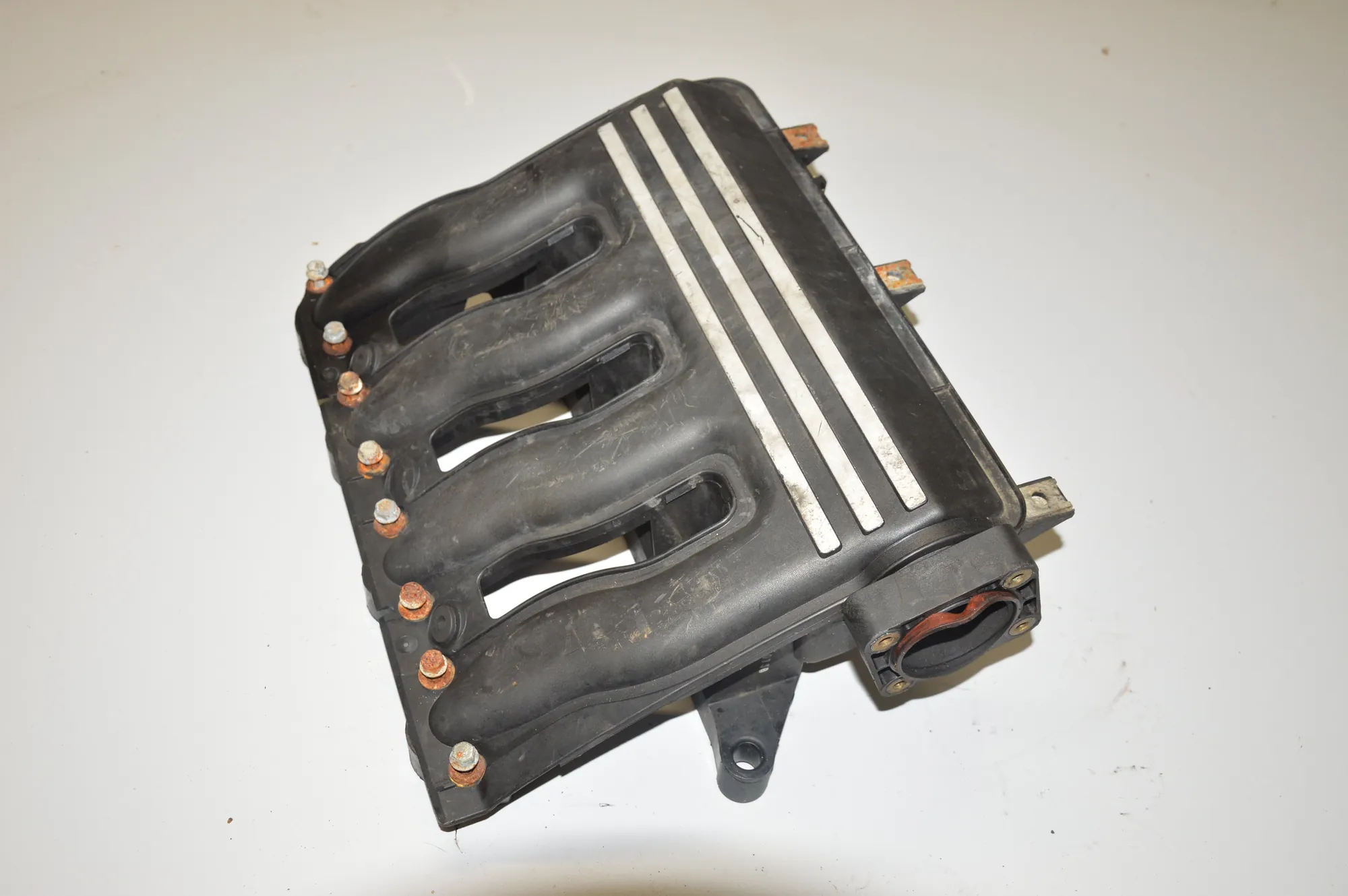 Intake Manifold – OEM 2246942 · BMW 5 (E39) BMW 5 (E39) 520 d 2000 – 2