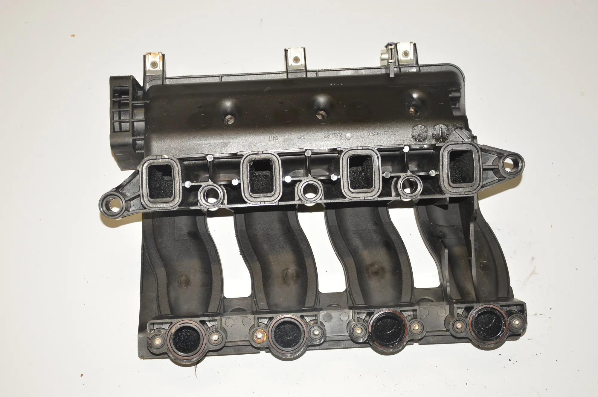 Intake Manifold – OEM 2246942 · BMW 5 (E39) BMW 5 (E39) 520 d 2000 – 3