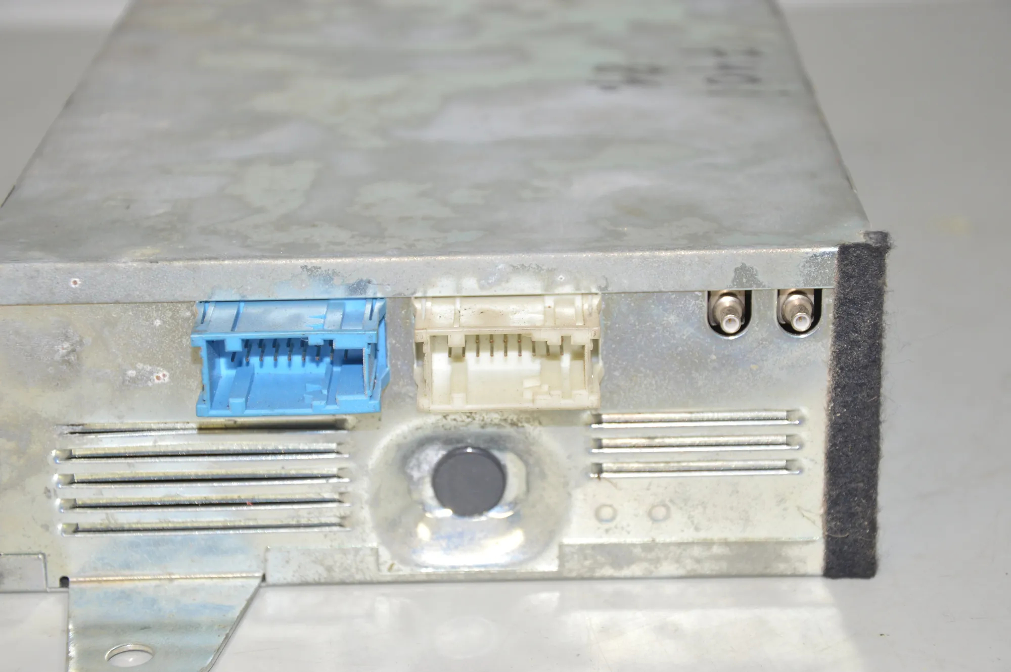 TV Module – OEM 6901456 · BMW 7 (E38) BMW 7 (E38) 2000 – 2