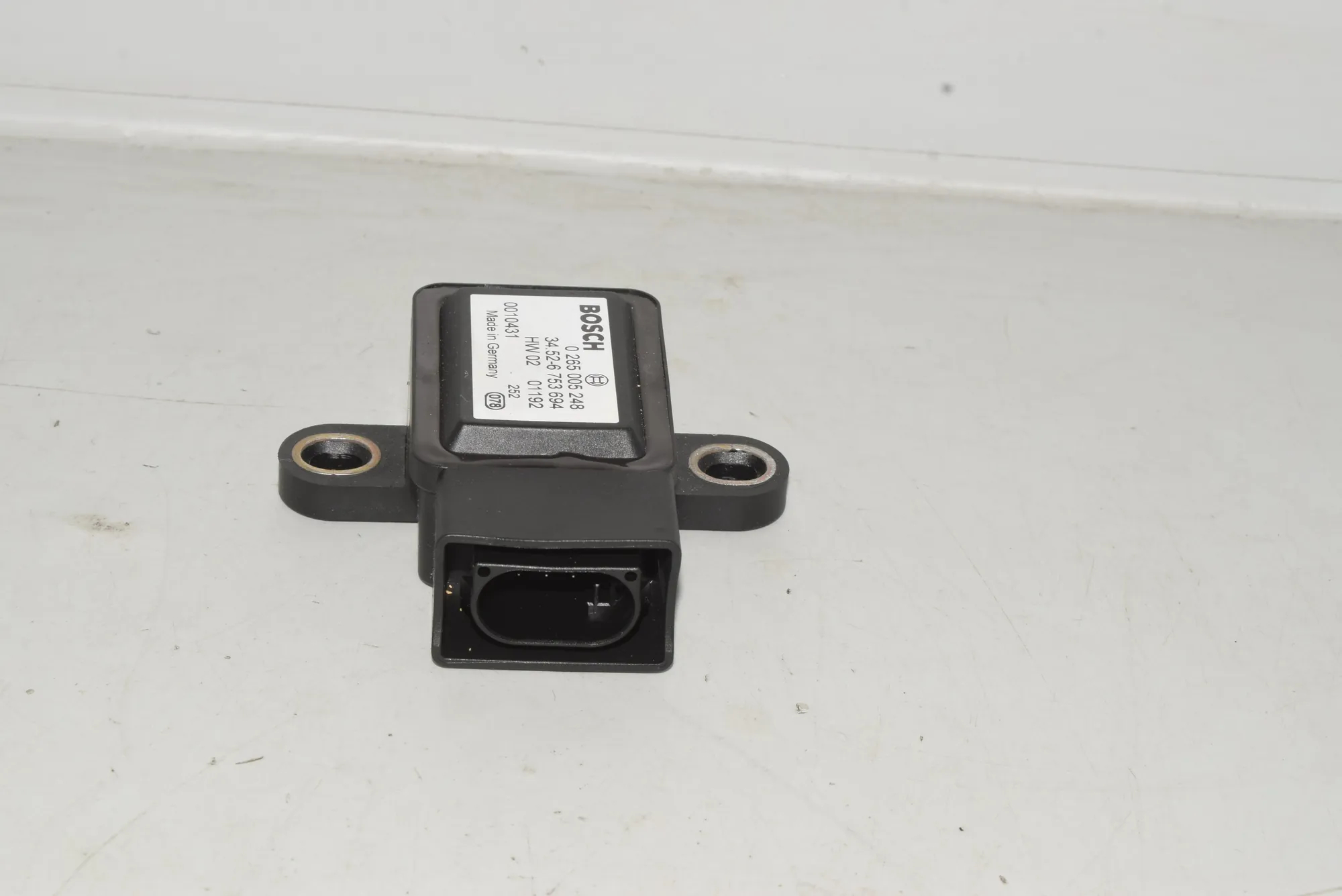 Acceleration Sensor – OEM 6753694 · BMW 5 (E39) 530 d 2001